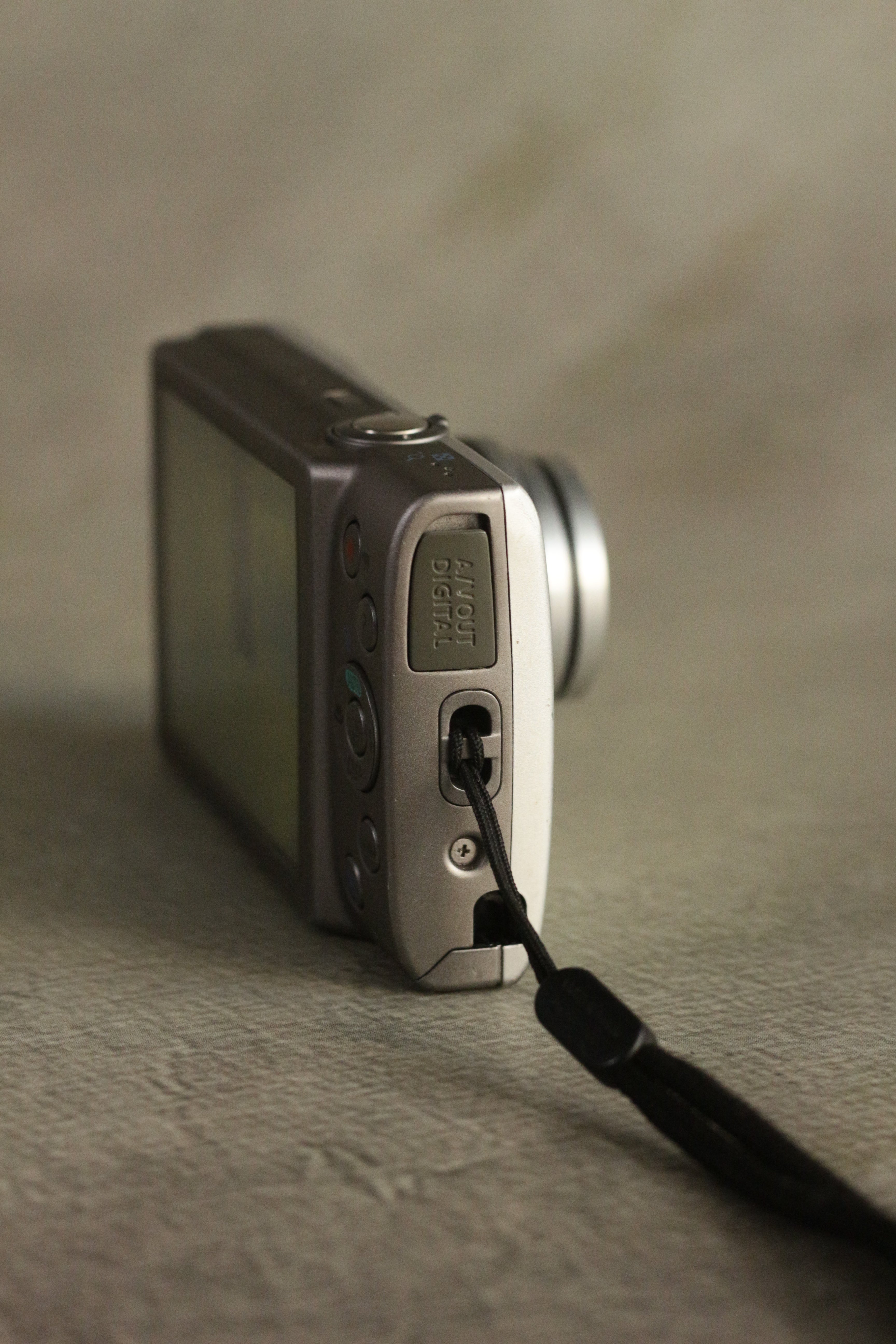 Canon Powershot A4000 IS