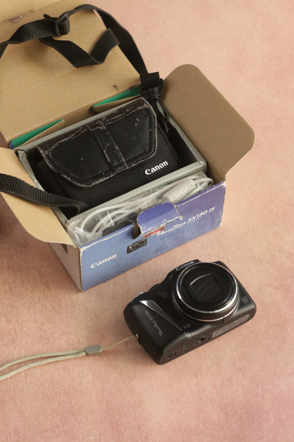 Canon PowerShot SX130 IS + original box