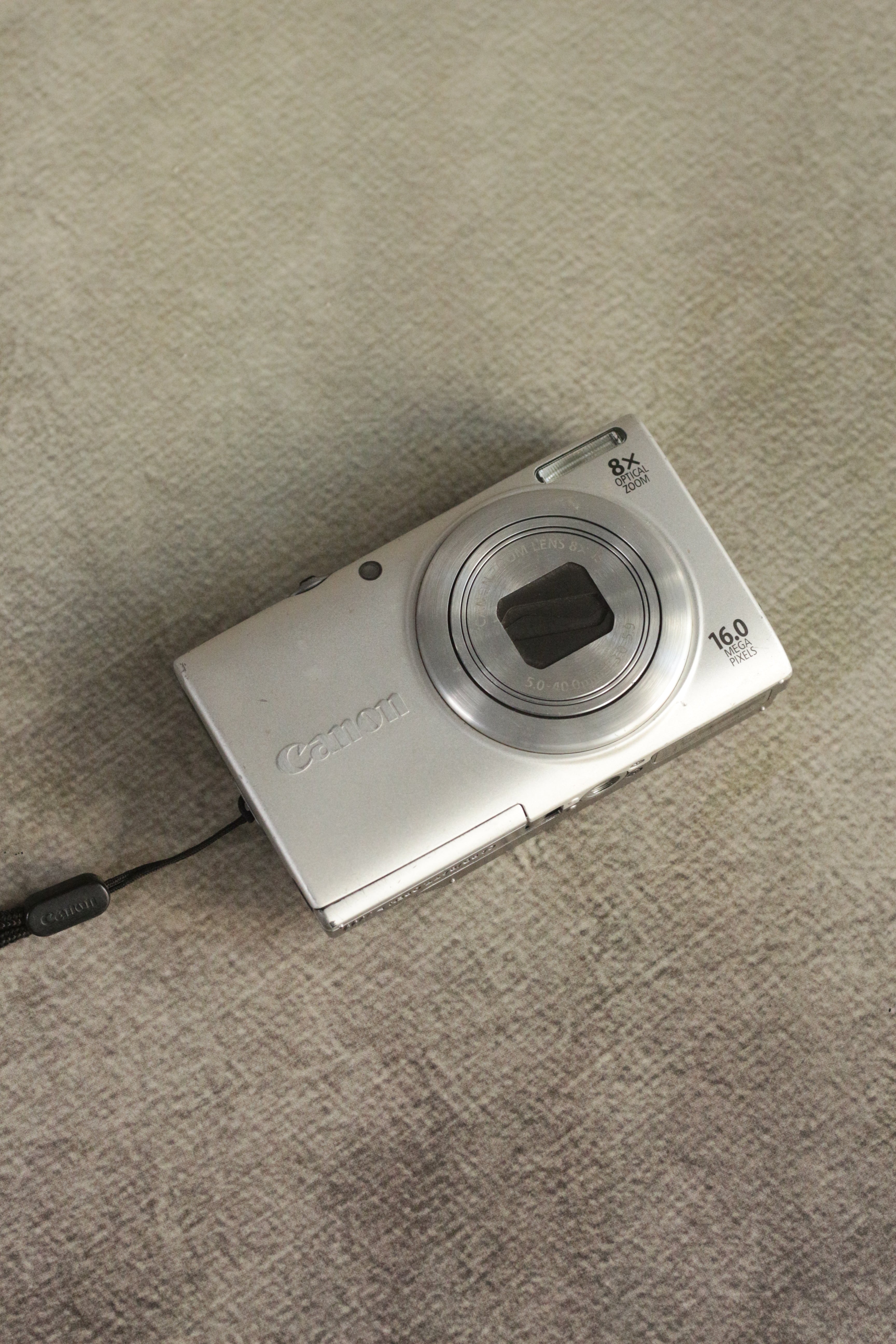 Canon Powershot A4000 IS