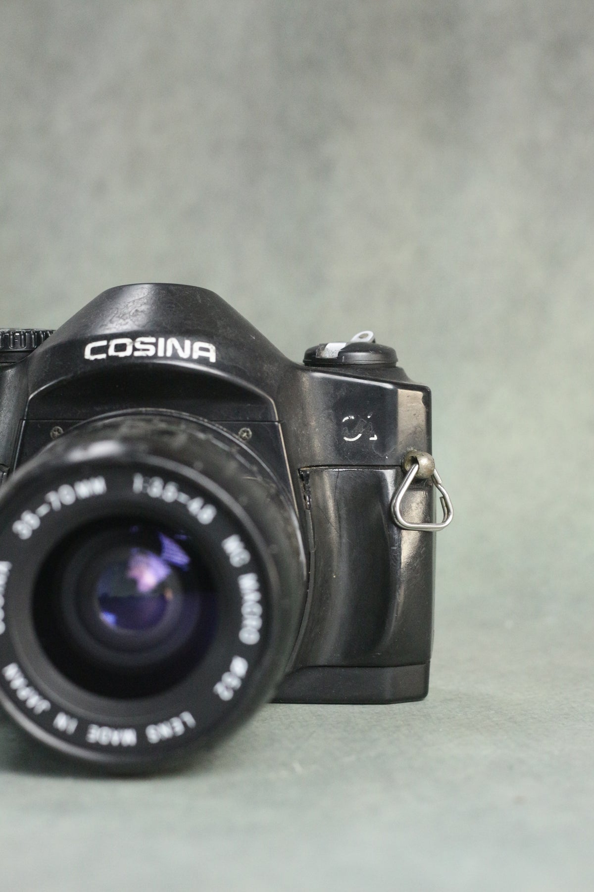 Cosina C1S + Cosina MC Macro 35-70mm F3.5-4.8