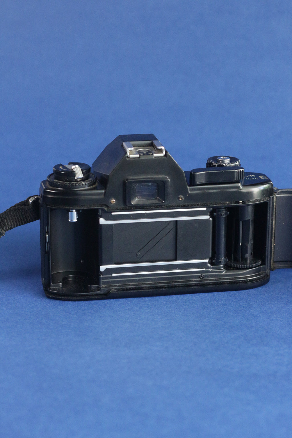 Nikon EM + Nikkor Series E 50mm F1.8