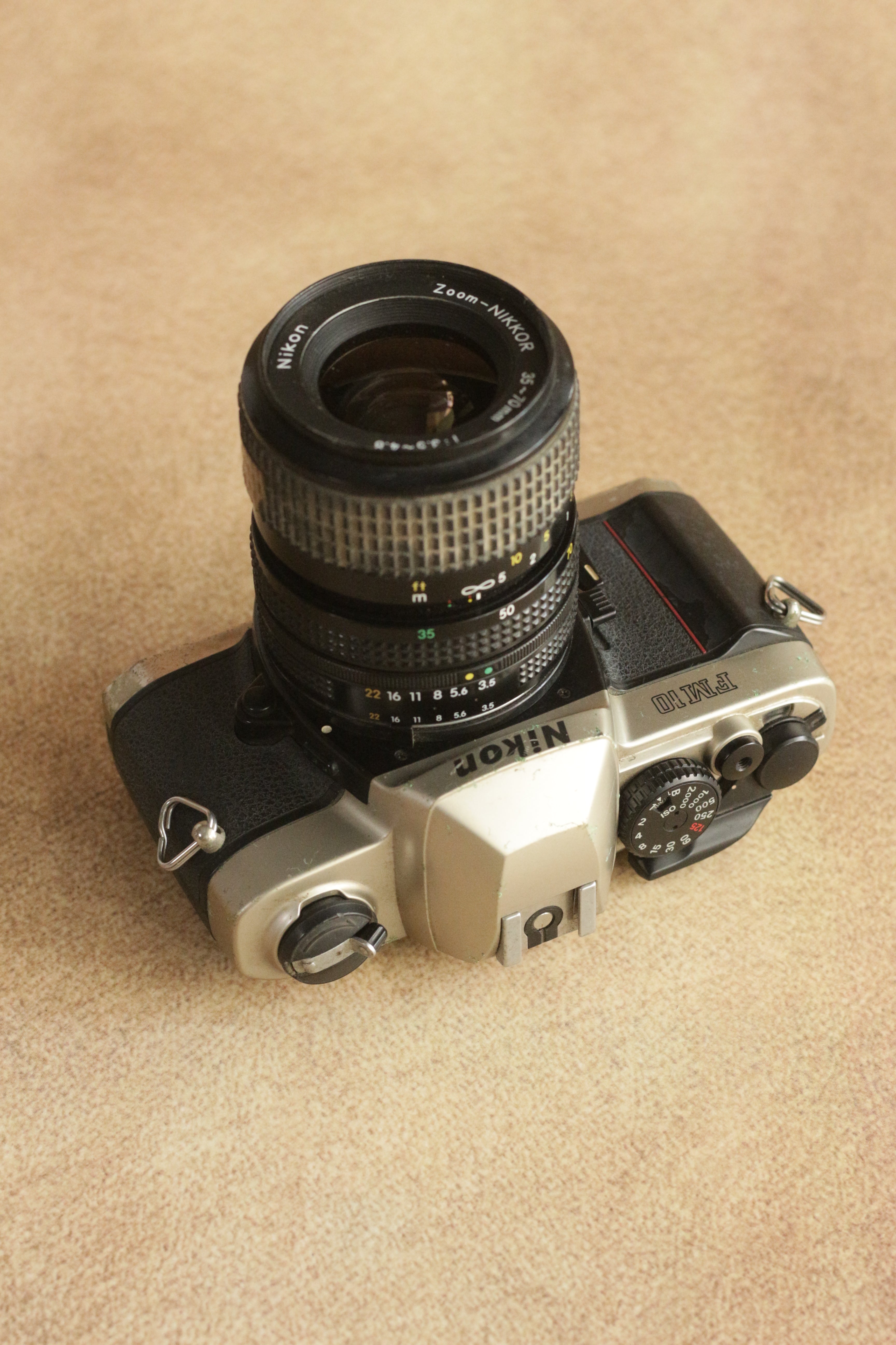 Nikon FM10 + Nikkor 35-70mm Zoom