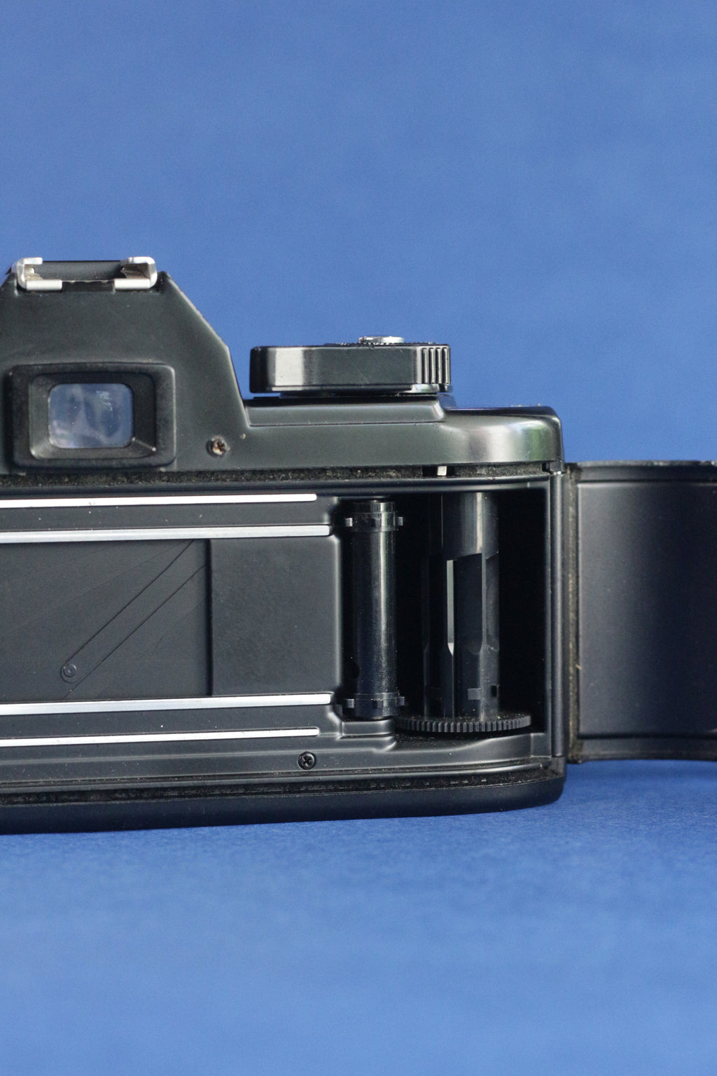 Nikon EM + Nikkor Series E 50mm F1.8