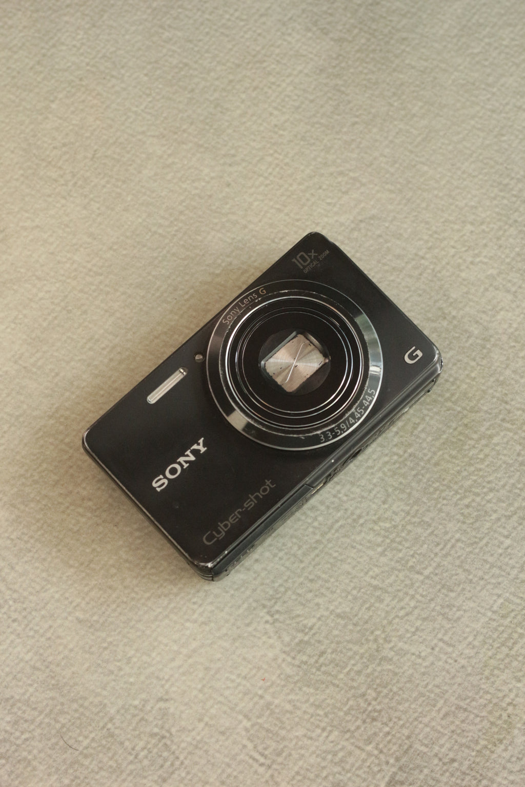 Sony Cyber-shot DSC-W690