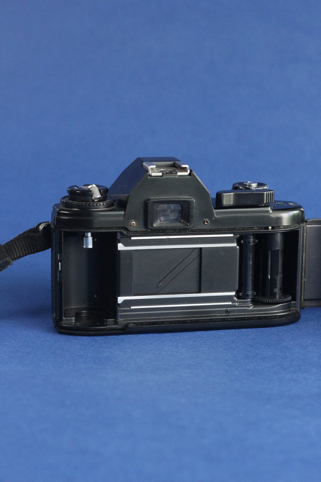 Nikon EM + Nikkor Series E 50mm F1.8