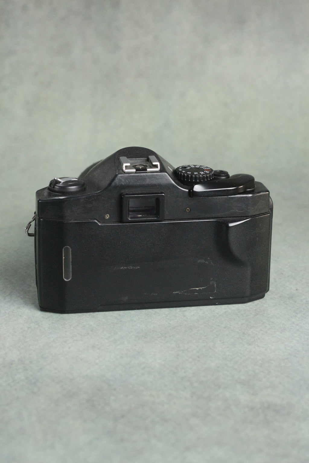 Cosina C1S + Cosina MC Macro 35-70mm F3.5-4.8