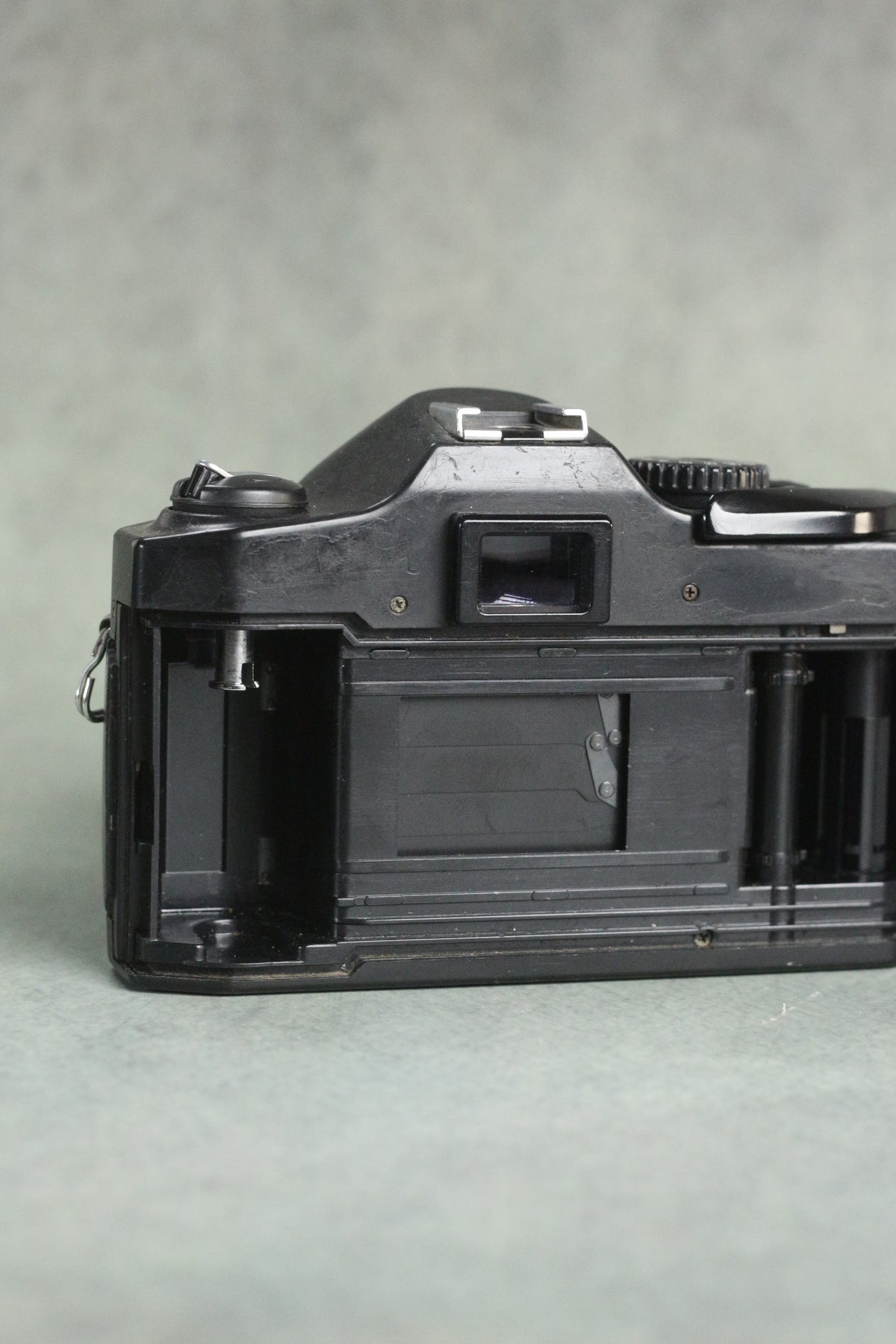 Cosina C1S + Cosina MC Macro 35-70mm F3.5-4.8
