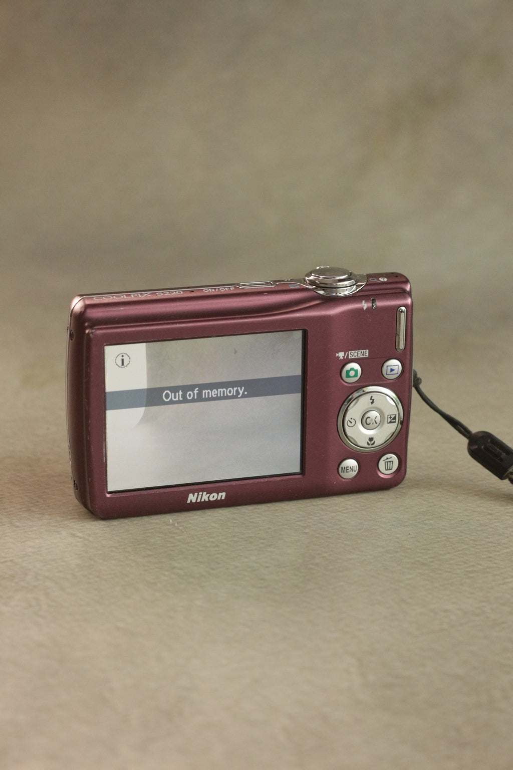 Nikon Coolpix S220