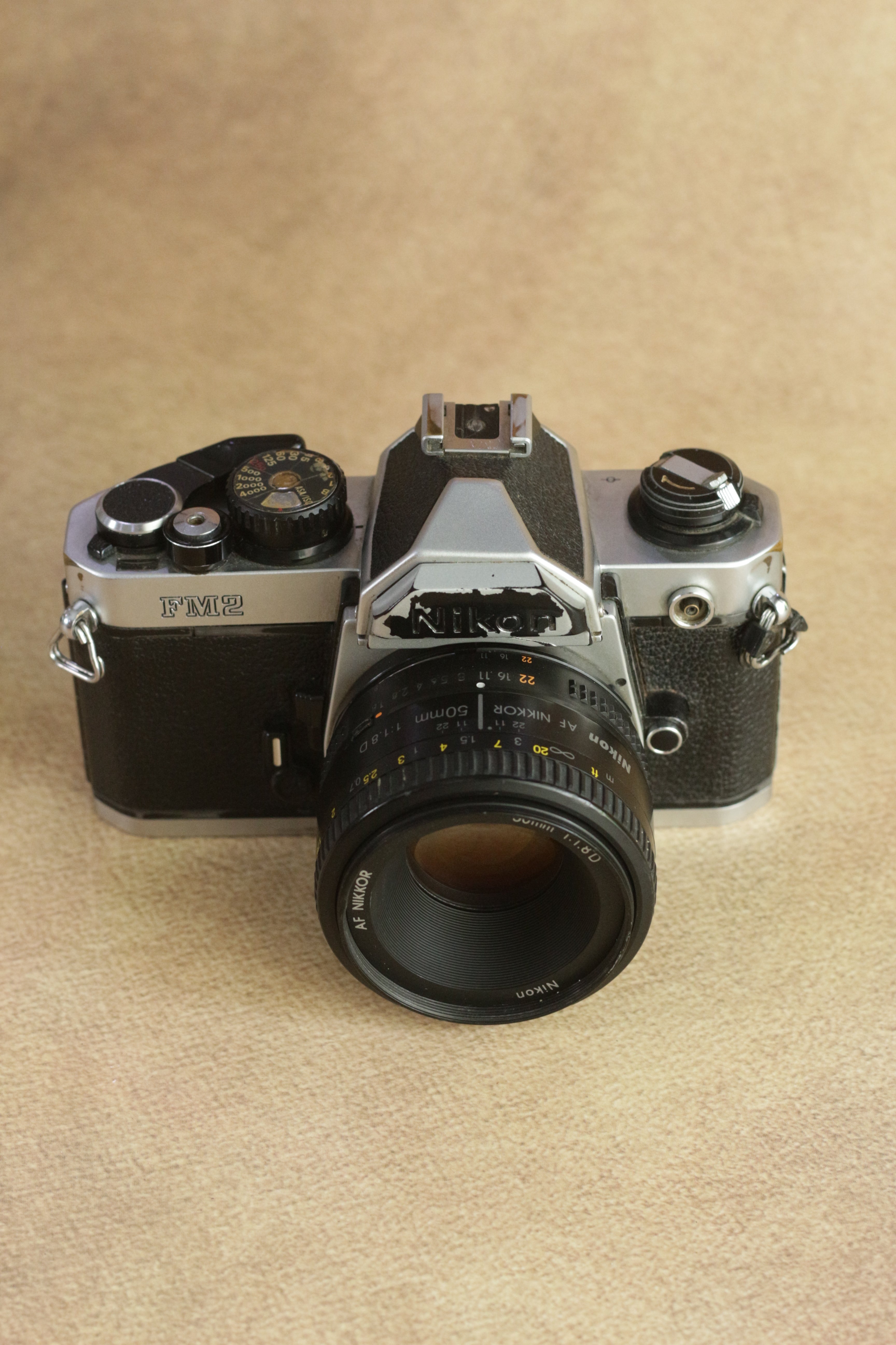 Nikon FM2n + Nikon Nikkor AF 50mm F1.8 D
