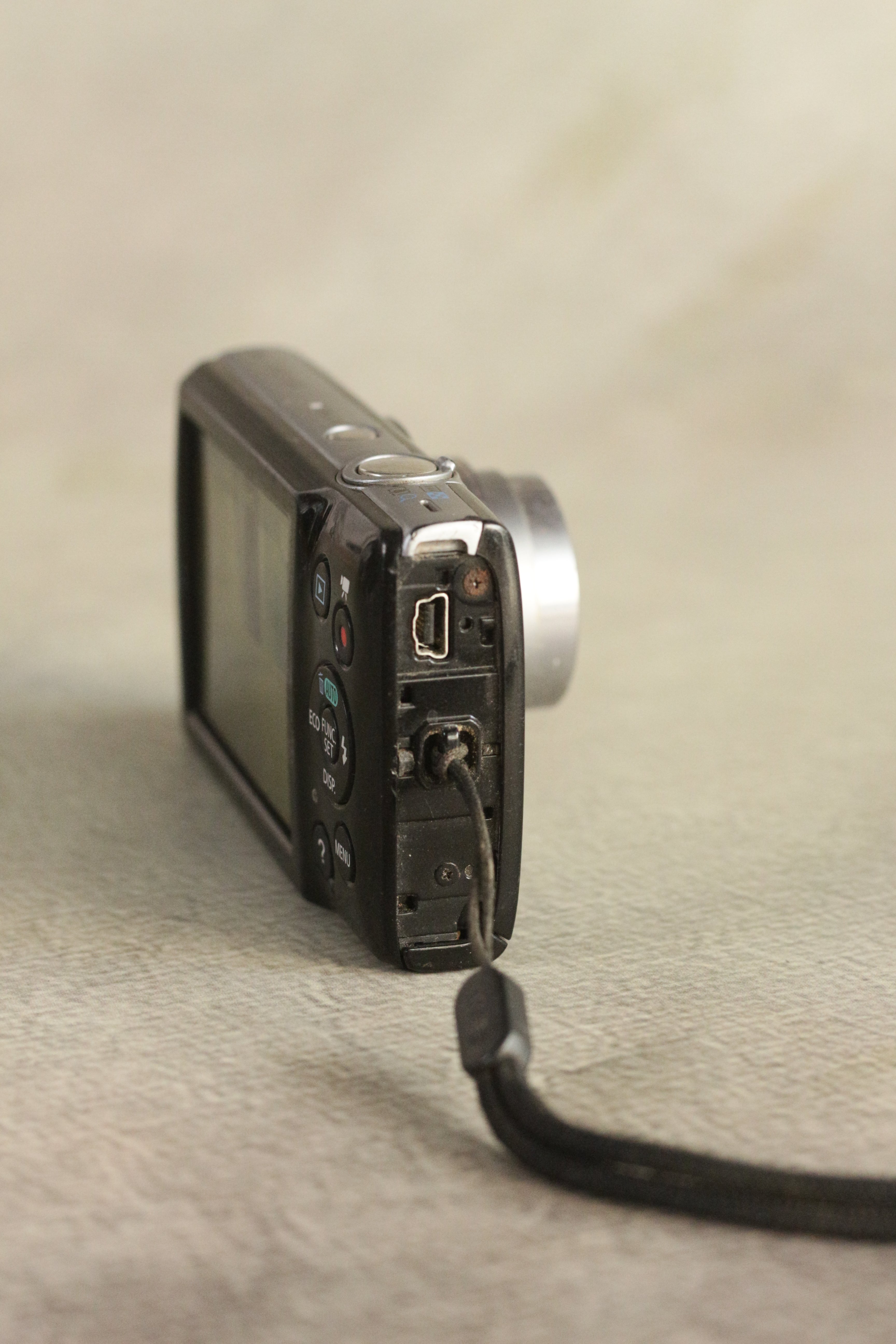 Canon IXUS 145