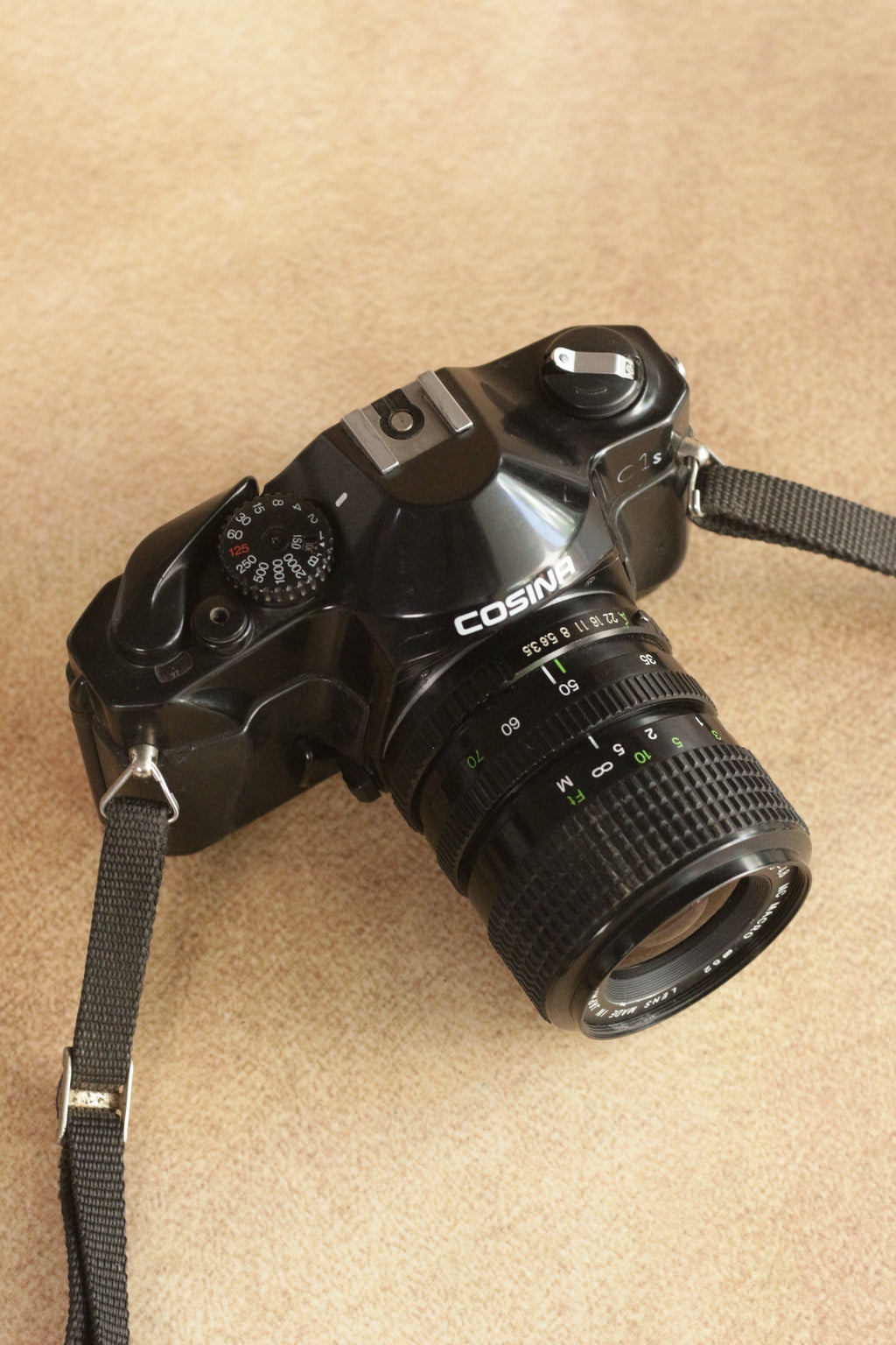 Cosina C1S + MC Cosina Zoom 35-70mm F3.5-4.5