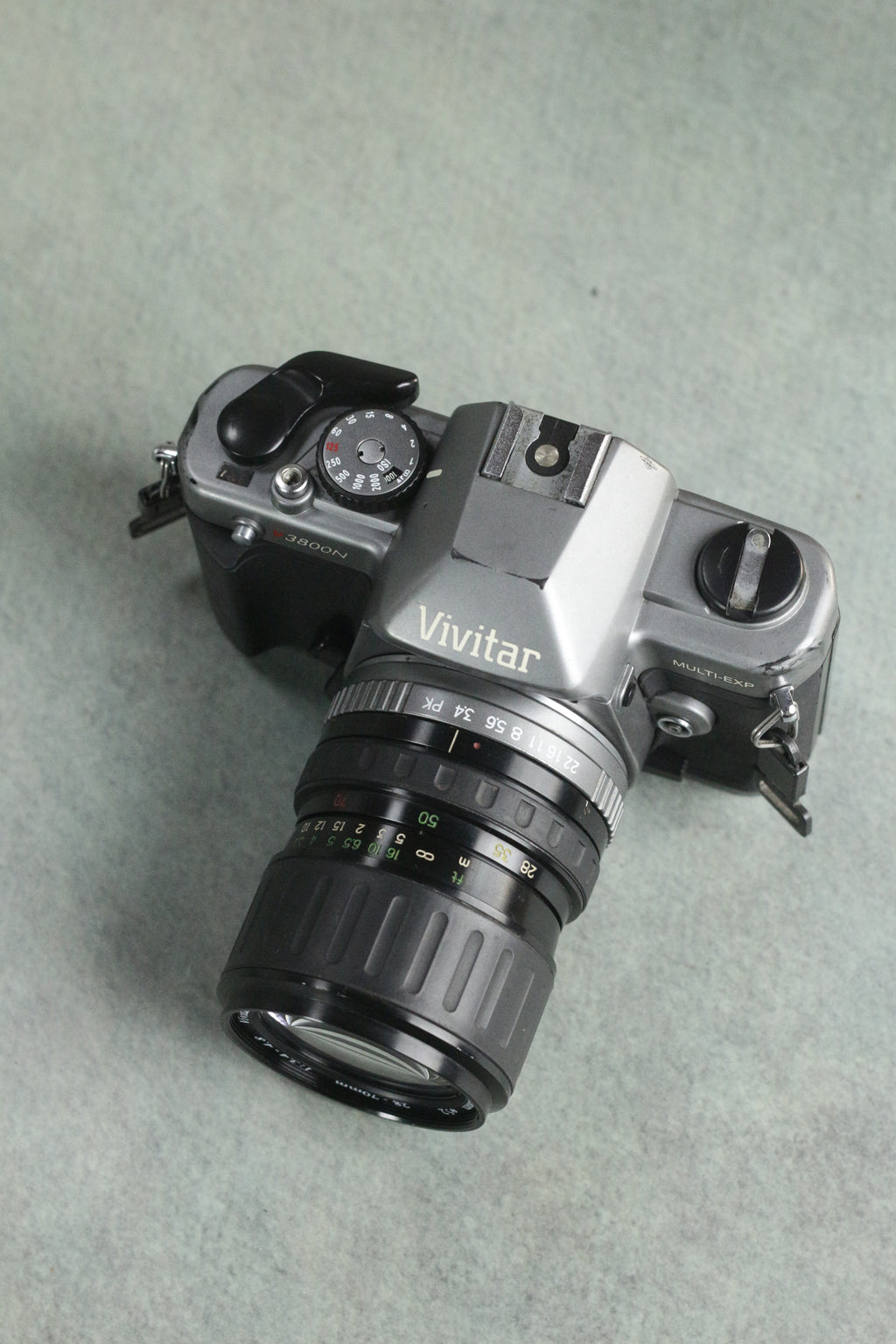Vivitar V3800N + Vivitar MC Macro 28-70mm F3.4-4.8