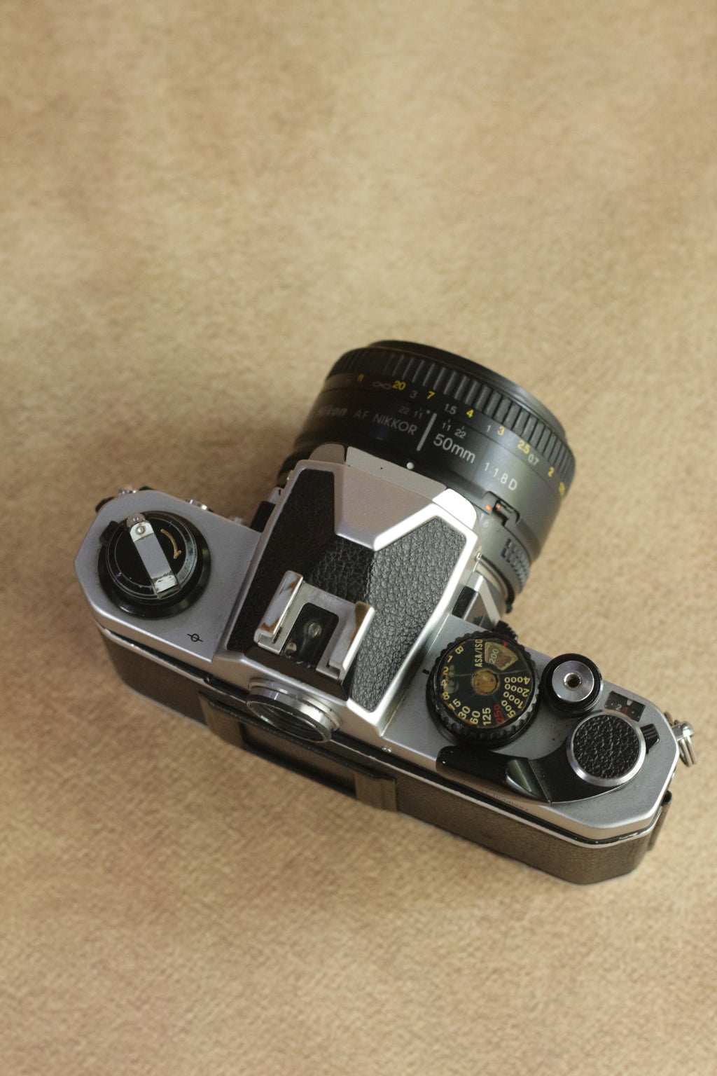 Nikon FM2n + Nikon Nikkor AF 50mm F1.8 D