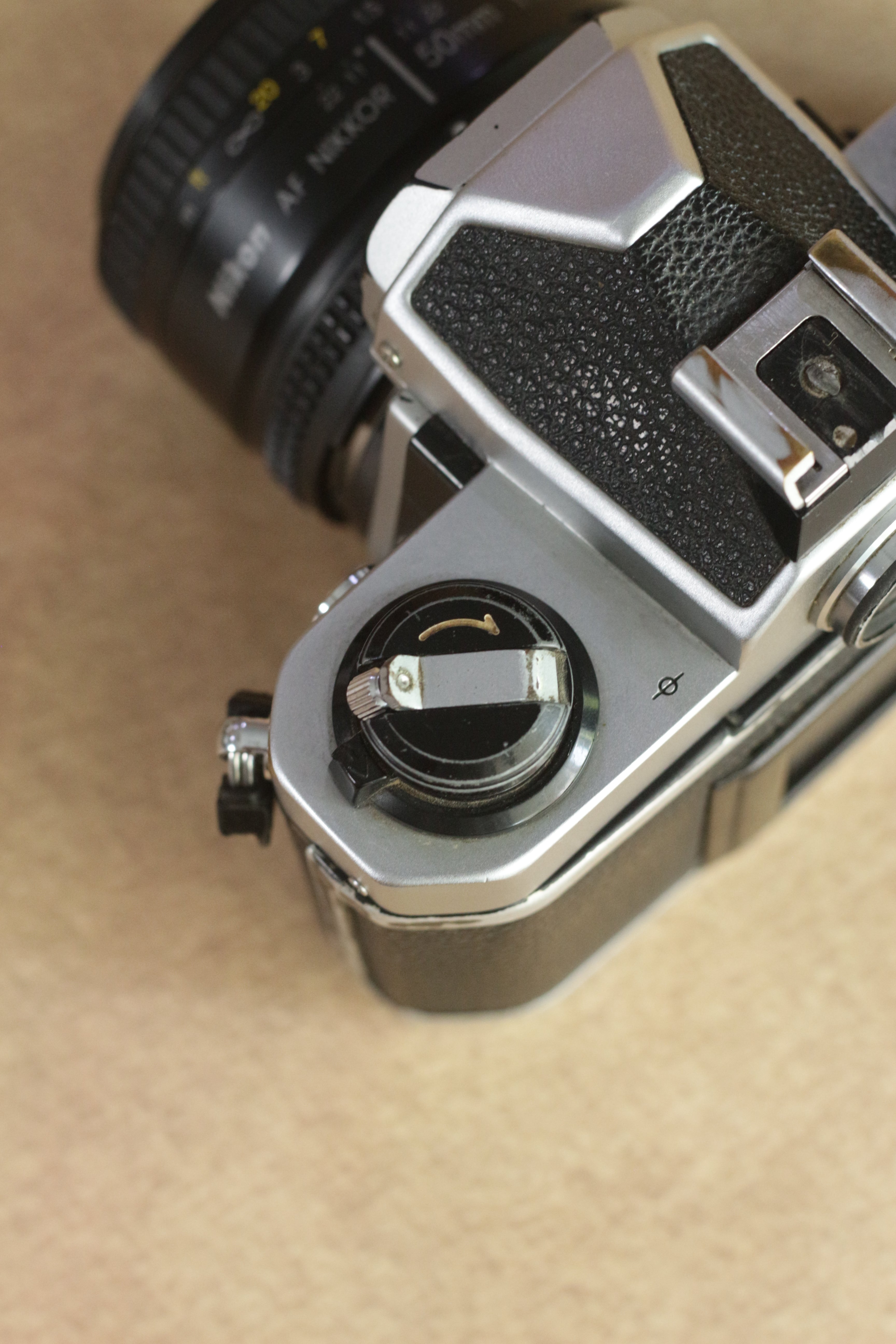 Nikon FM2n + Nikon Nikkor AF 50mm F1.8 D