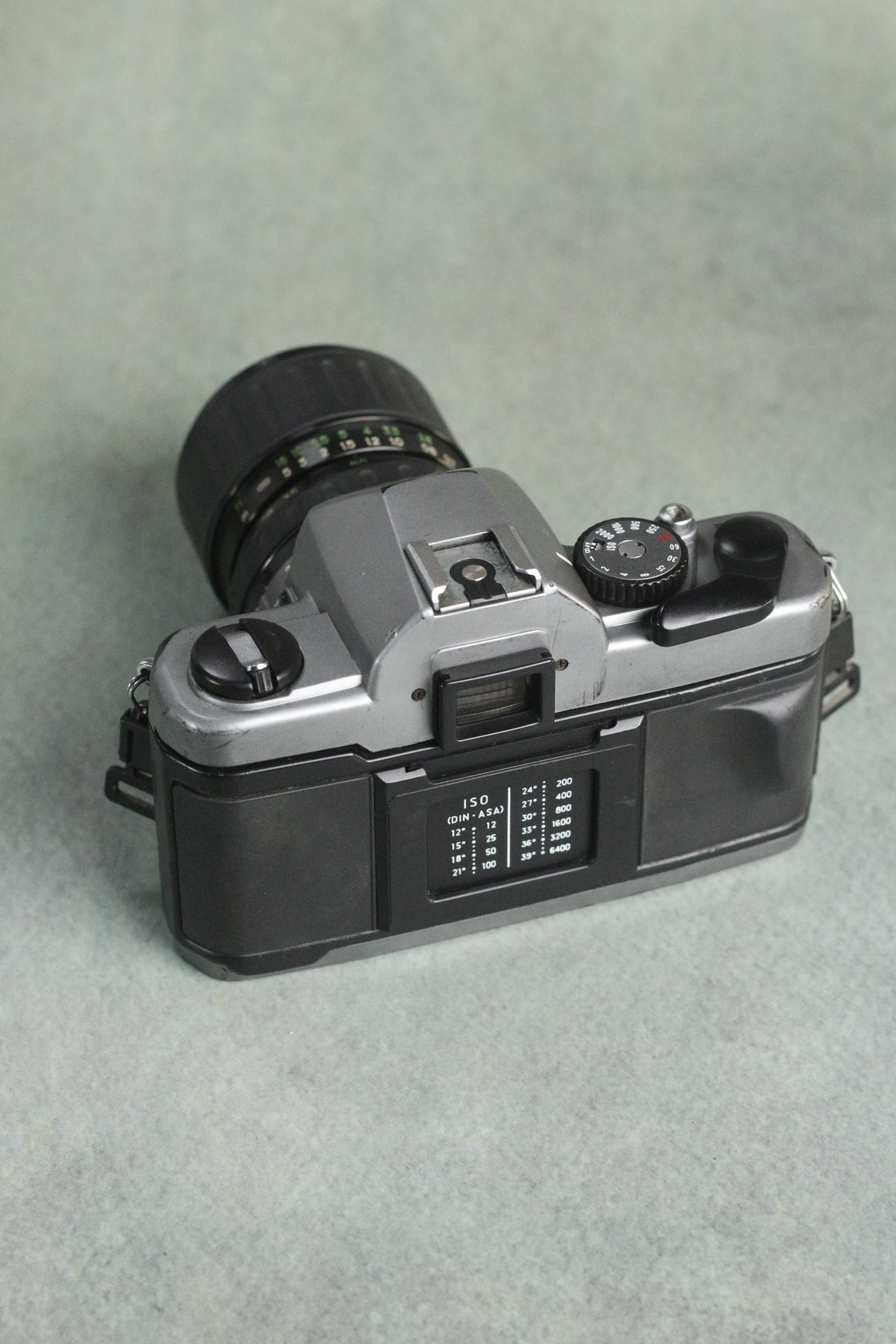 Vivitar V3800N + Vivitar MC Macro 28-70mm F3.4-4.8