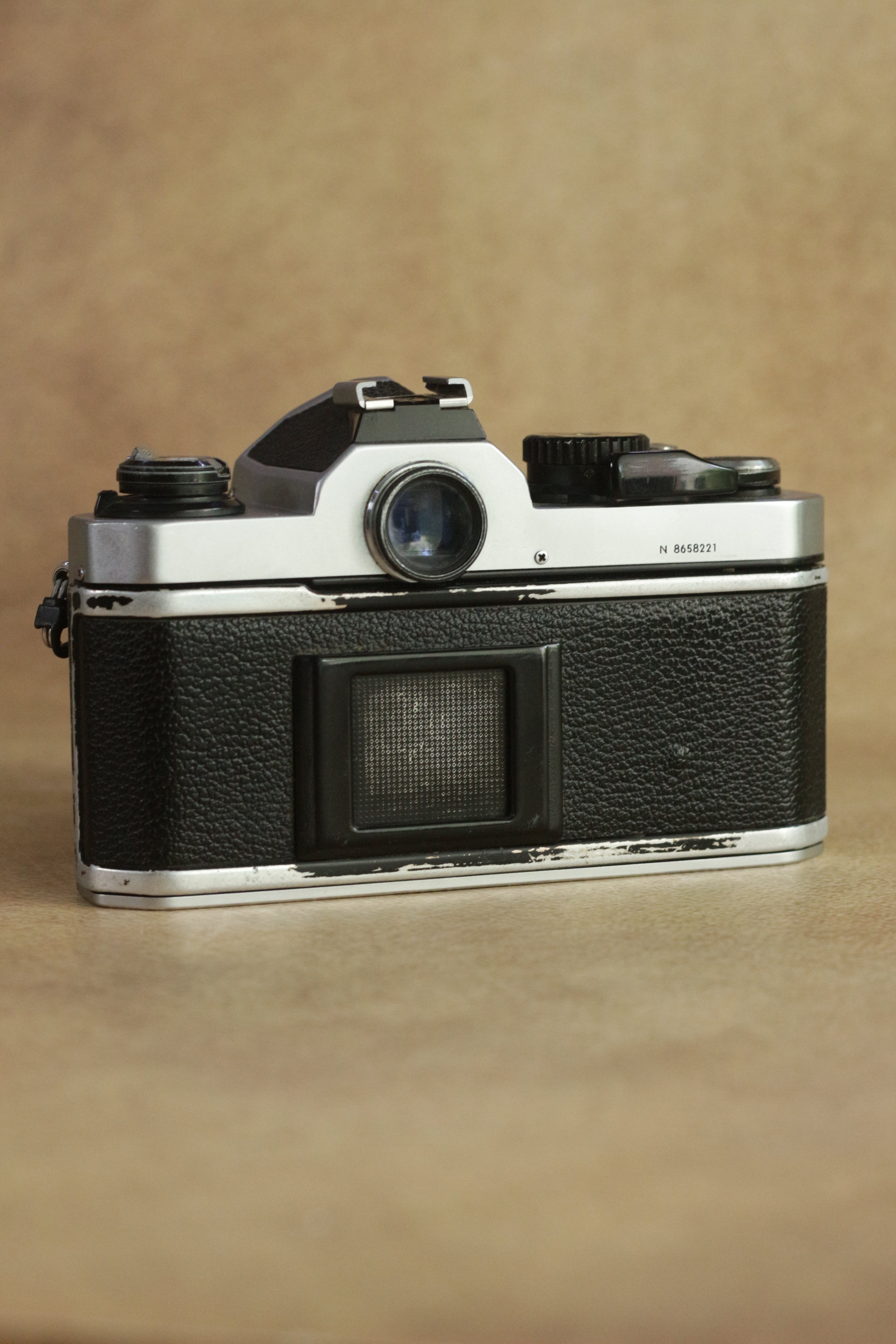 Nikon FM2n + Nikon Nikkor AF 50mm F1.8 D