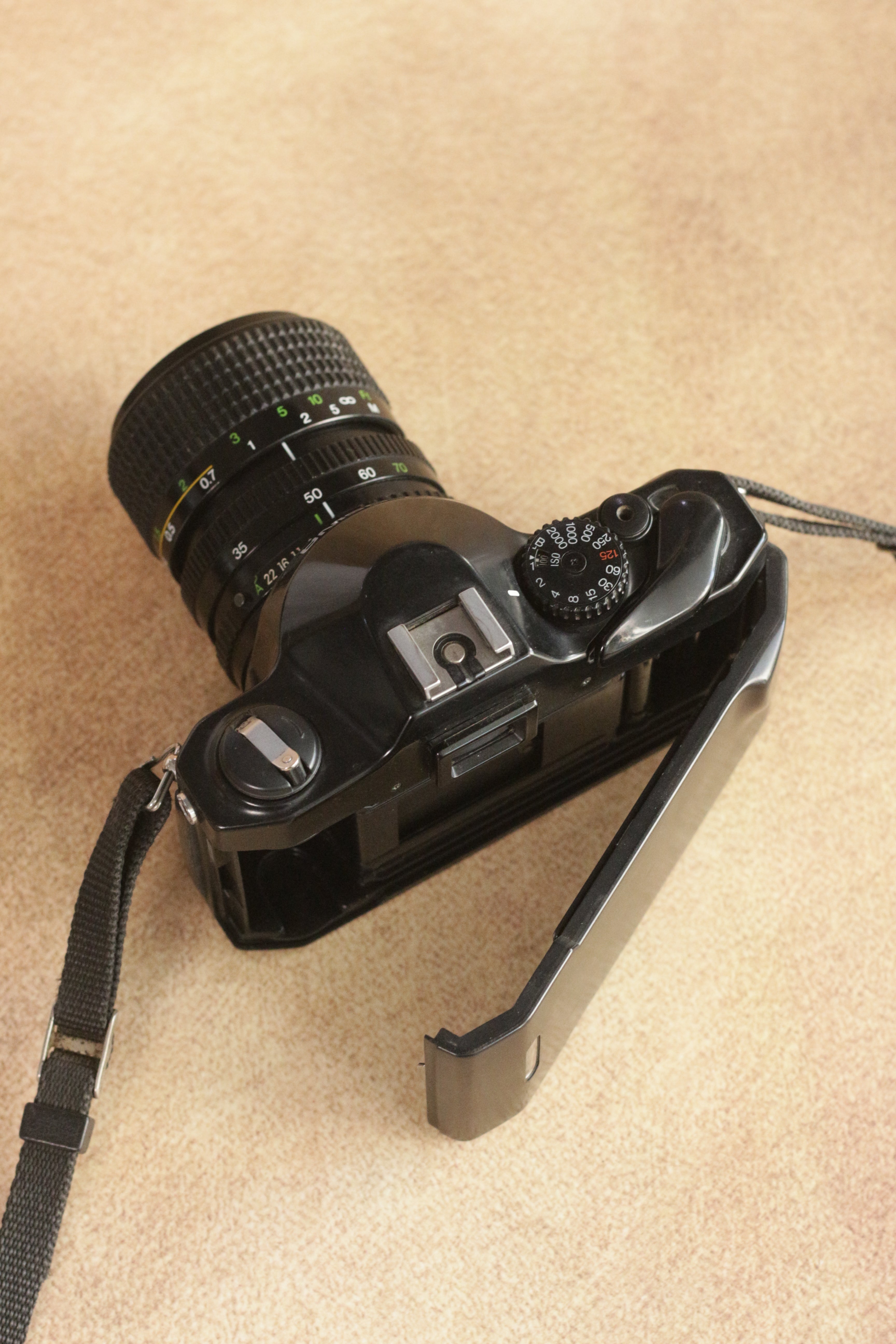Cosina C1S + MC Cosina Zoom 35-70mm F3.5-4.5