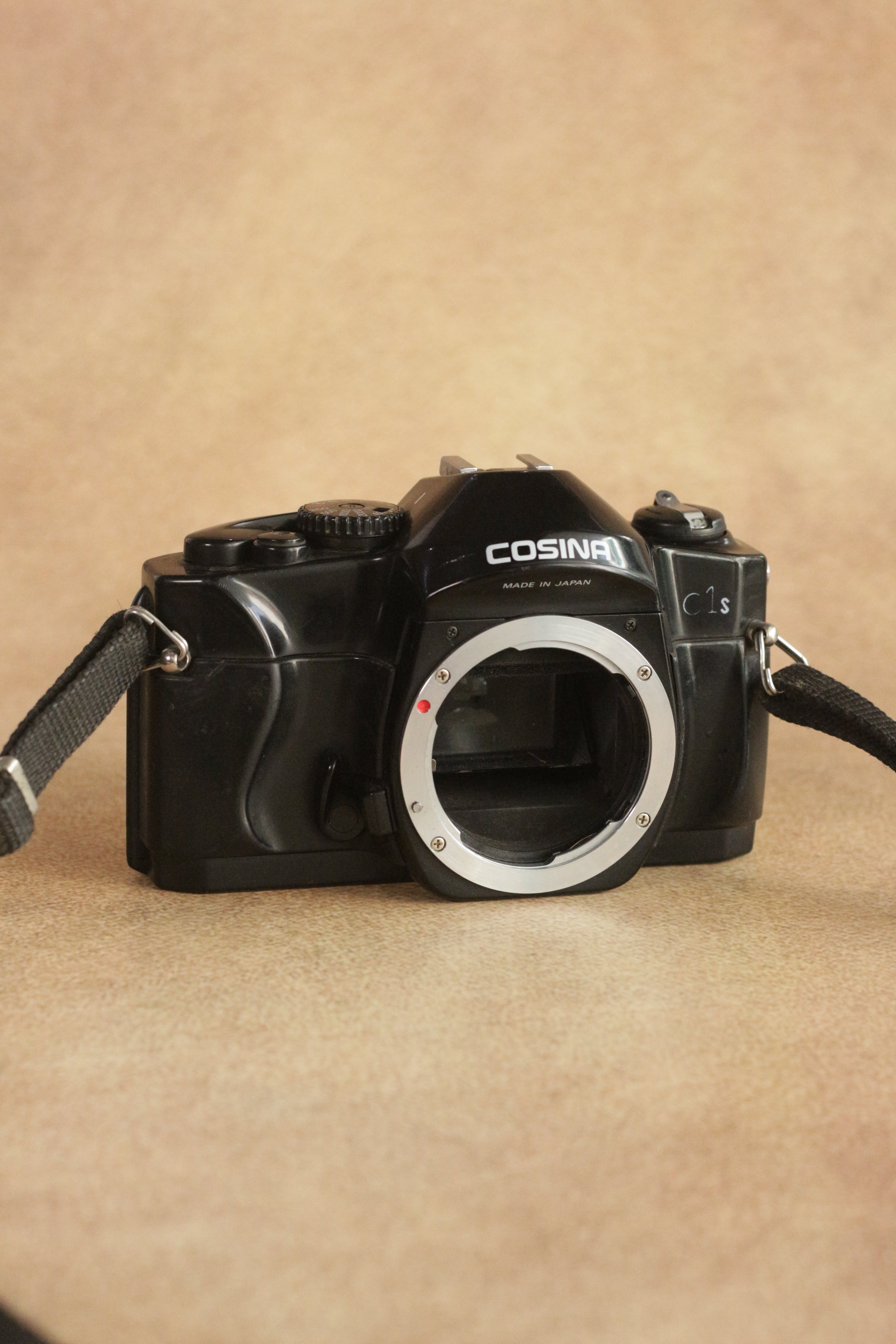 Cosina C1S + MC Cosina Zoom 35-70mm F3.5-4.5