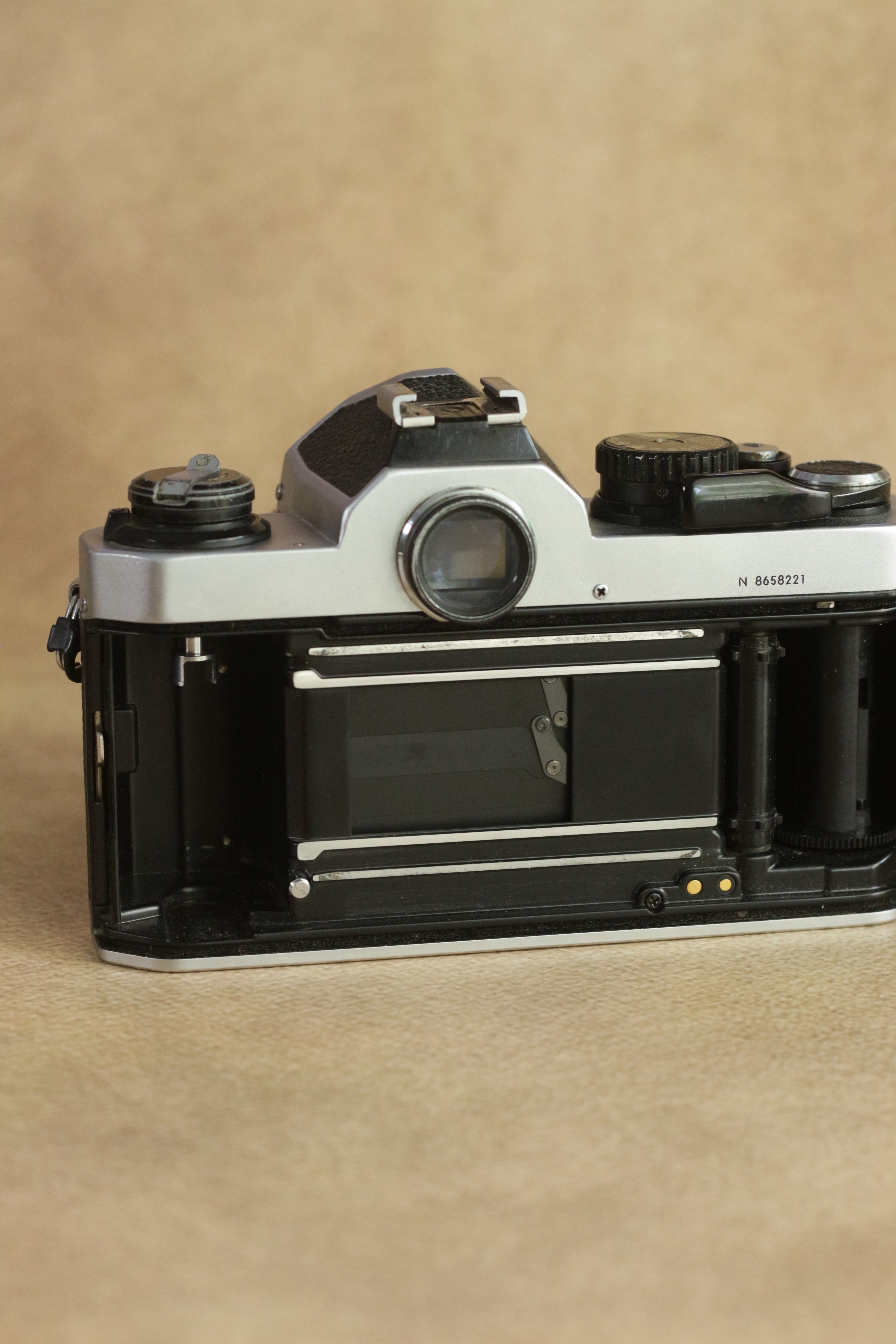 Nikon FM2n + Nikon Nikkor AF 50mm F1.8 D