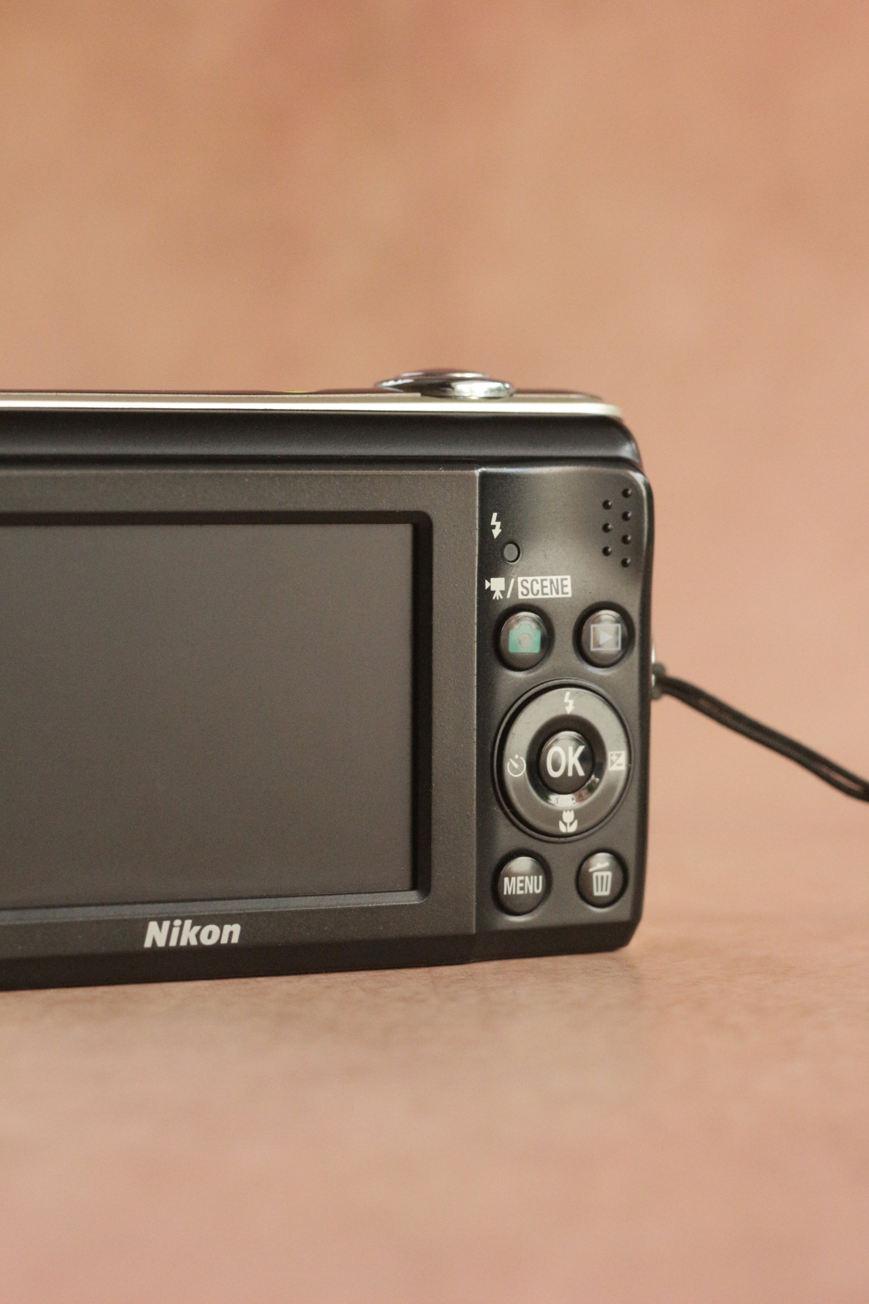 Nikon Coolpix L21 + original box