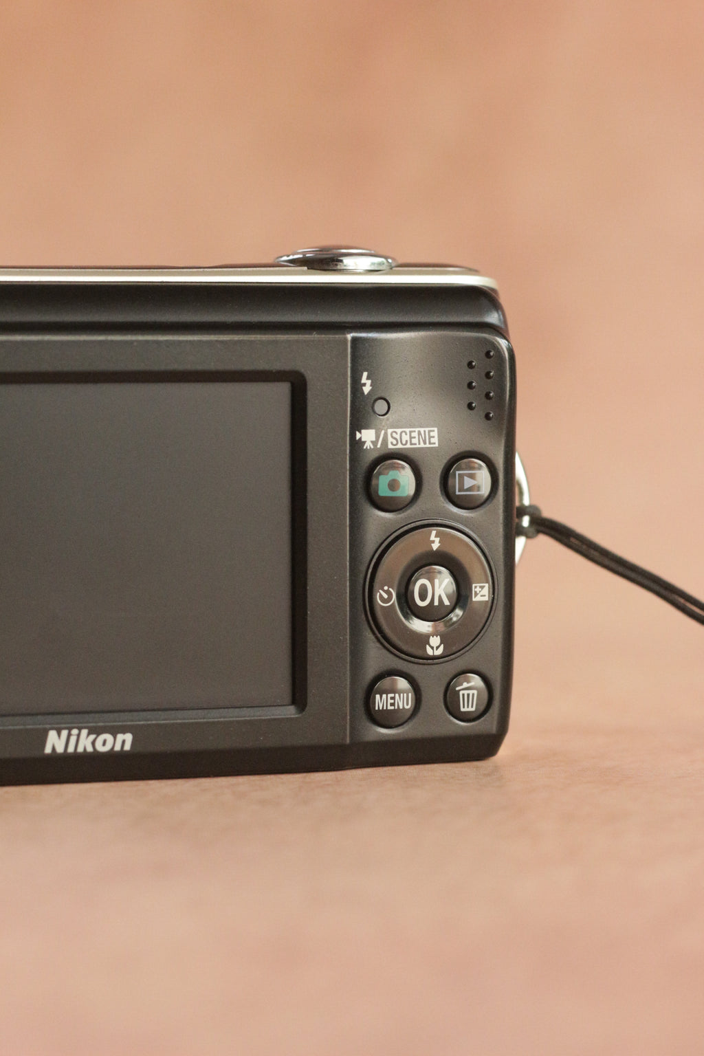 Nikon Coolpix L21 + original box