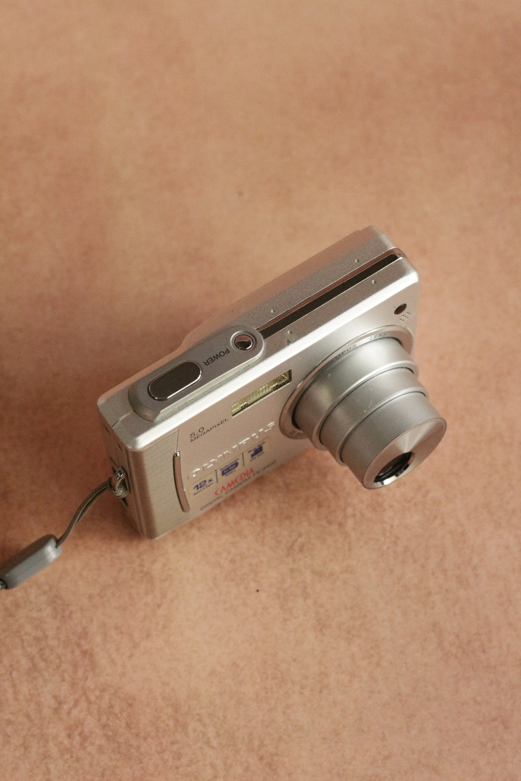 Olympus Camedia FE-5500