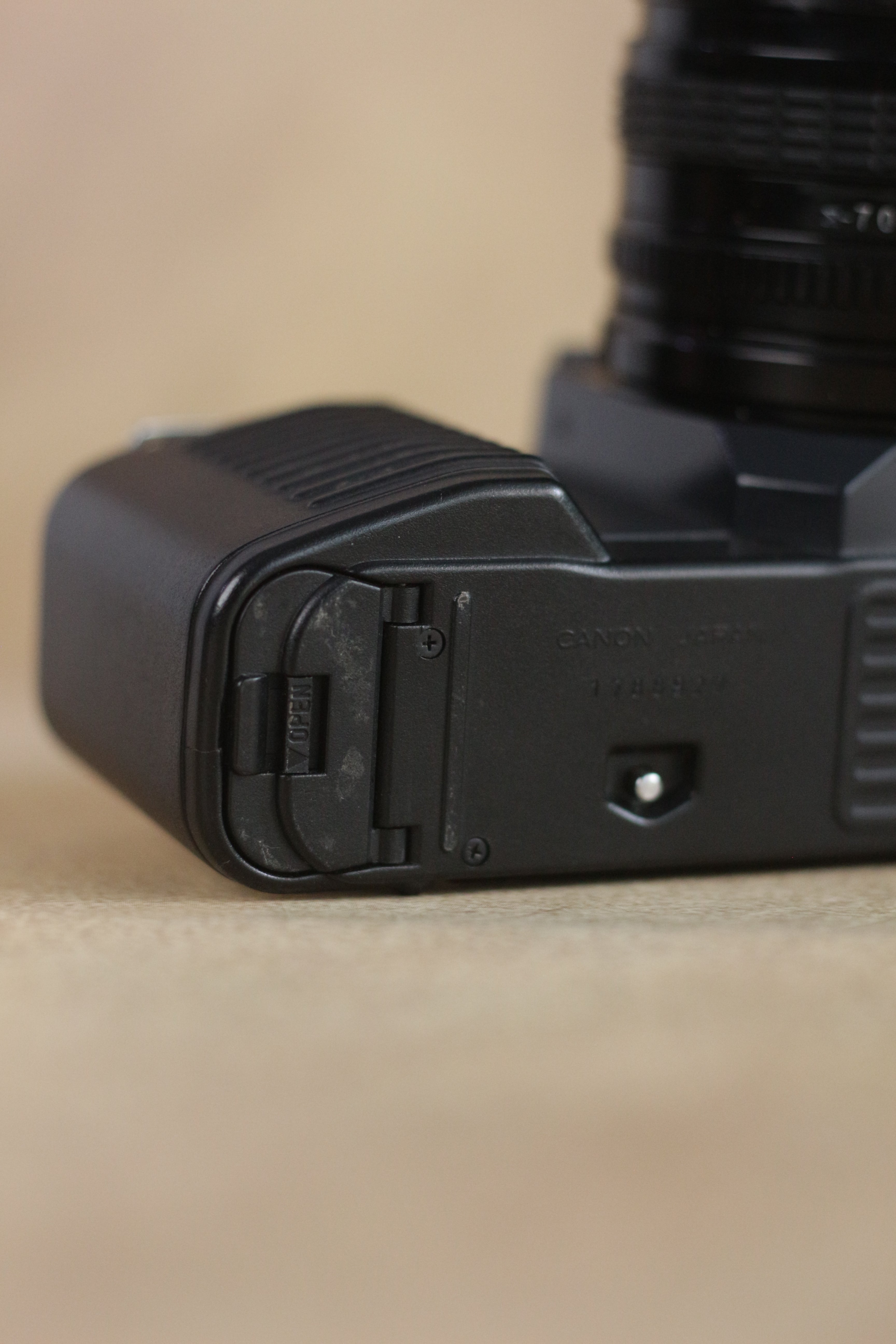 Canon T50 + Sigma 35-70mm F2.8-4 Kit