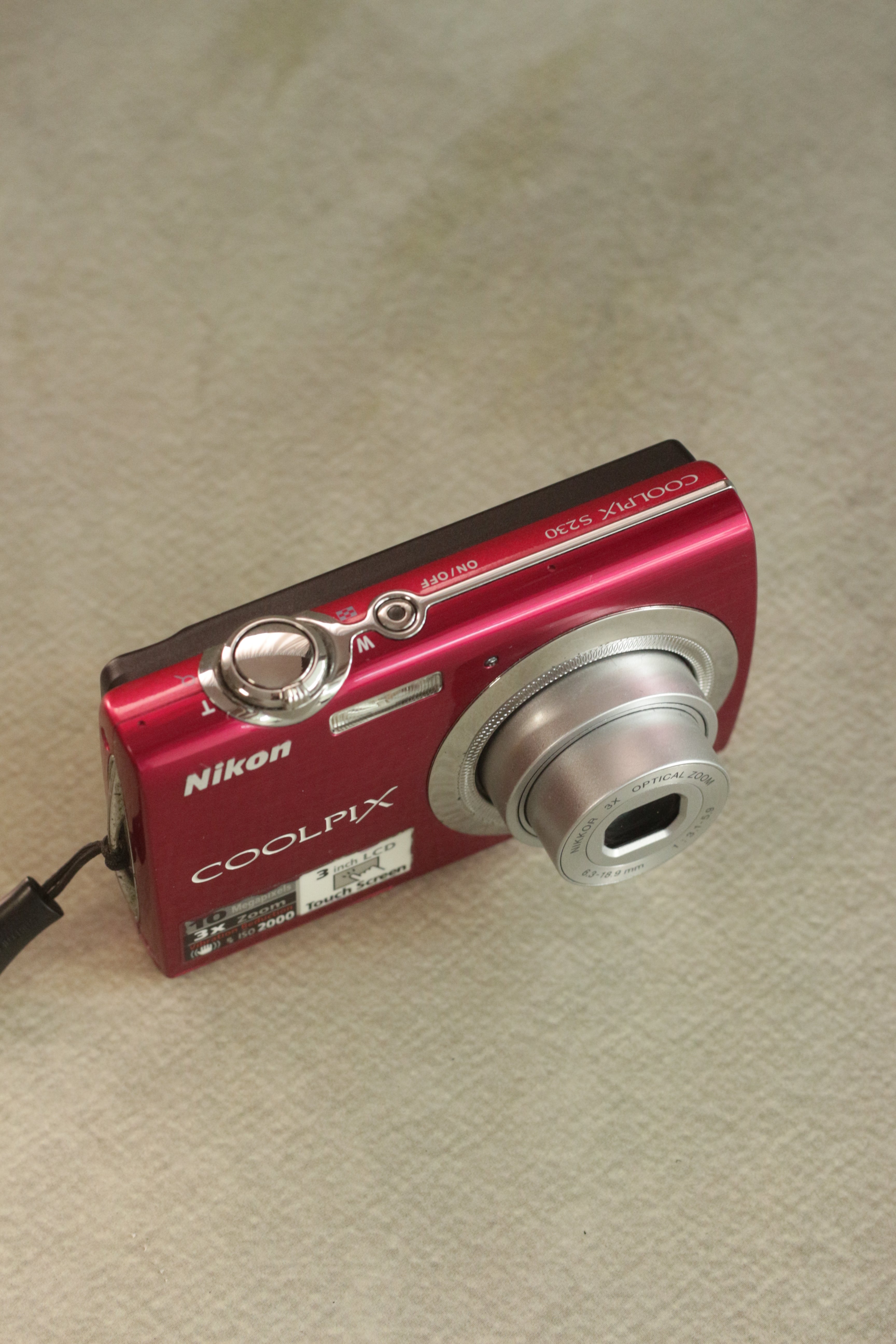 Nikon Coolpix S230