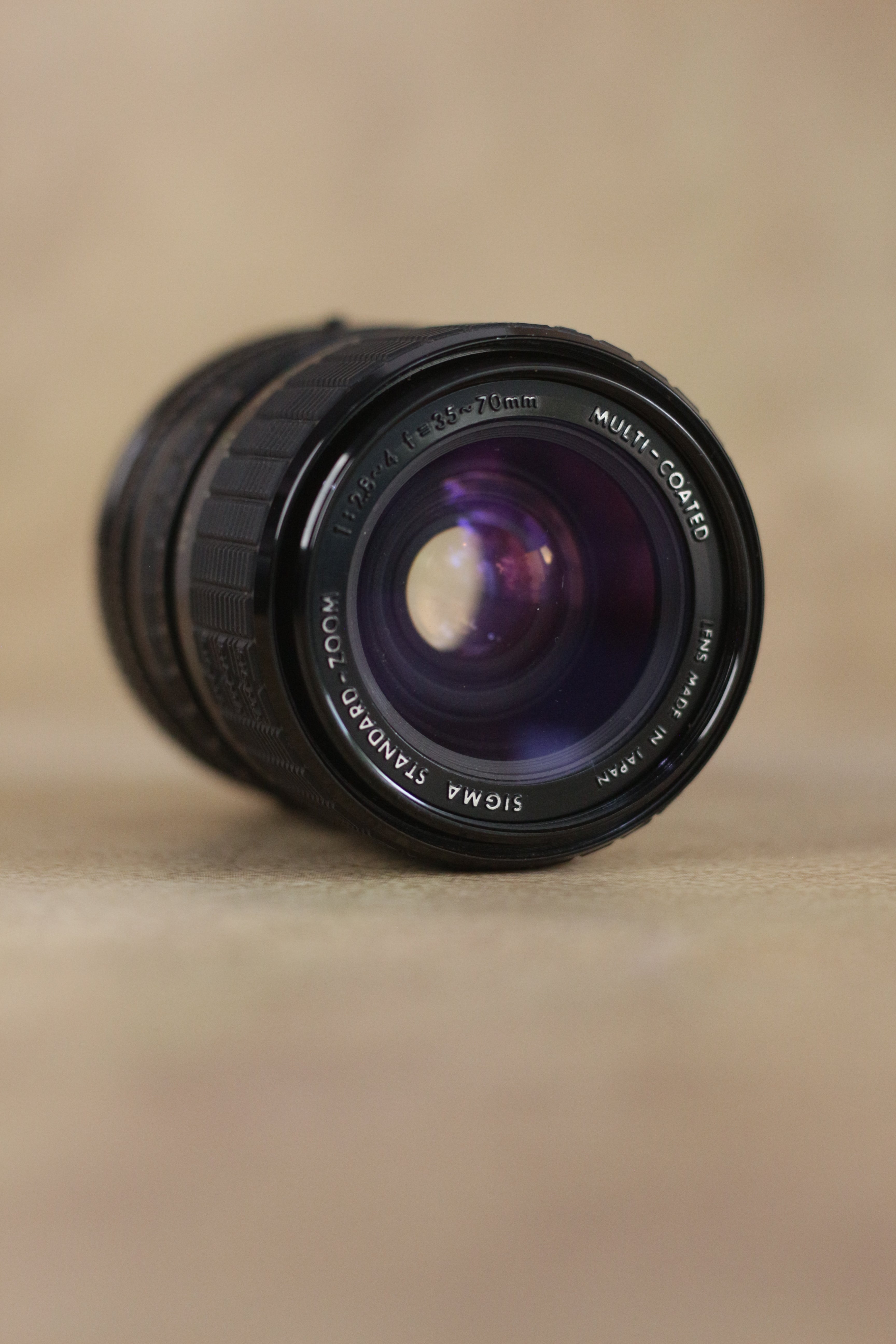 Canon T50 + Sigma 35-70mm F2.8-4 Kit