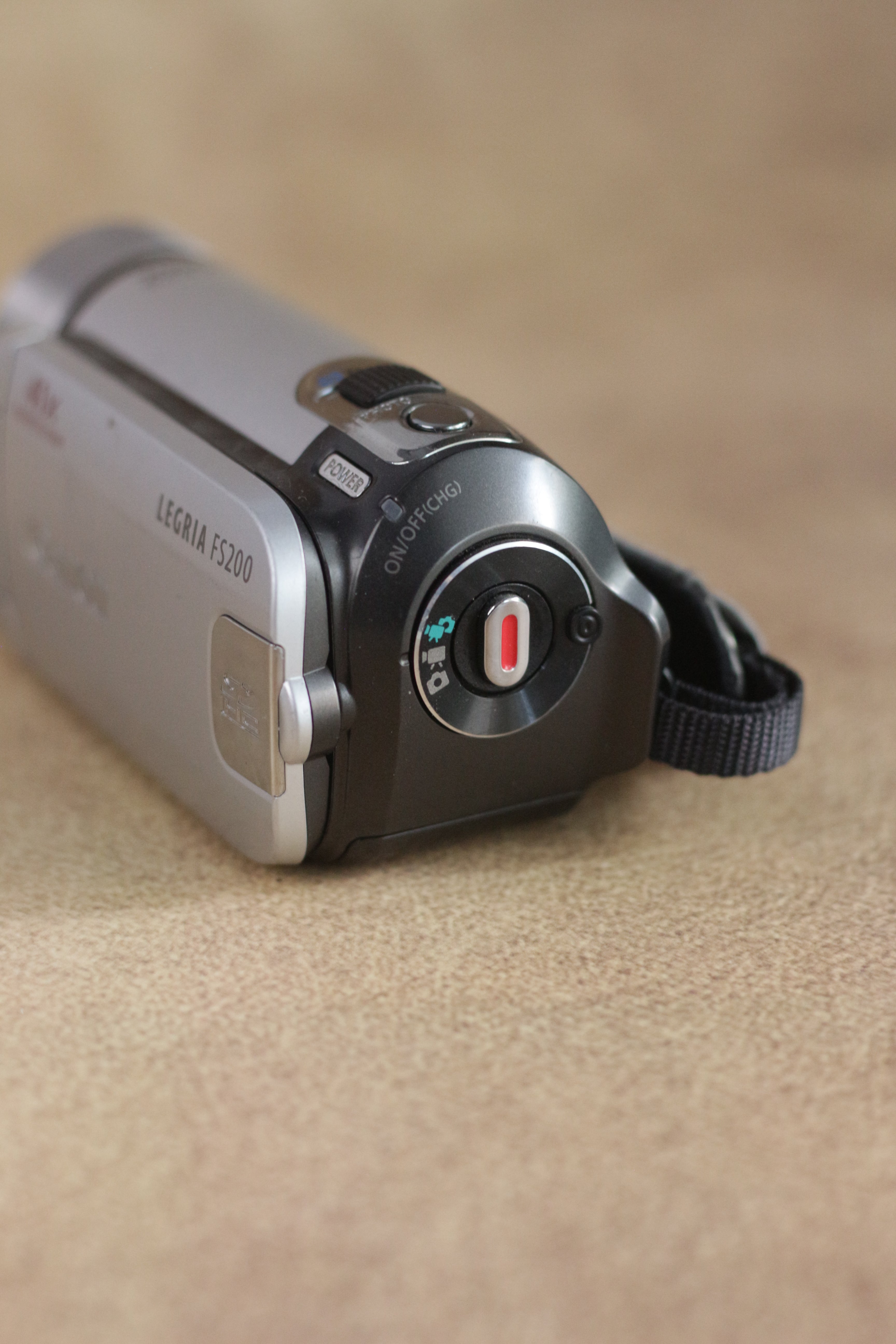 Canon Legria FS200