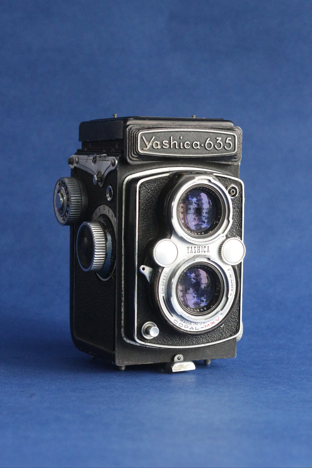 Yashica 635