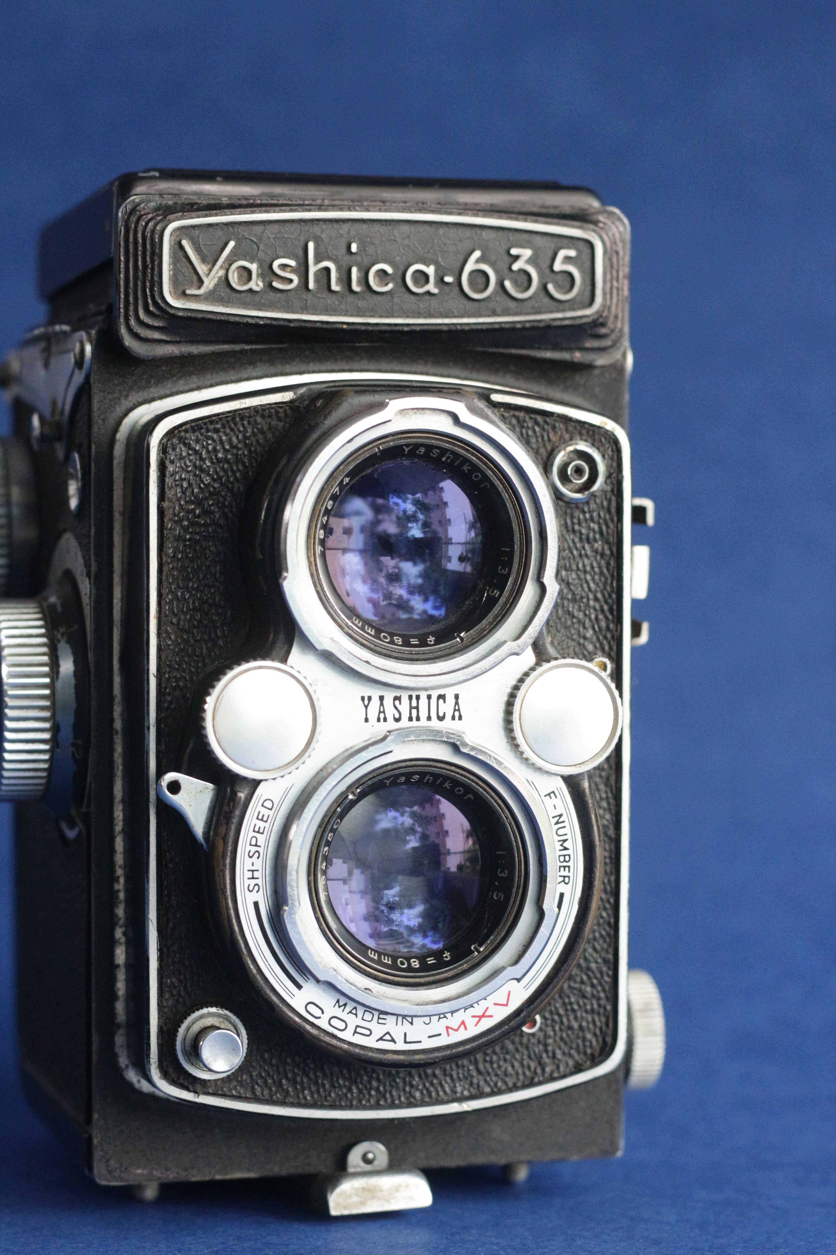Yashica 635