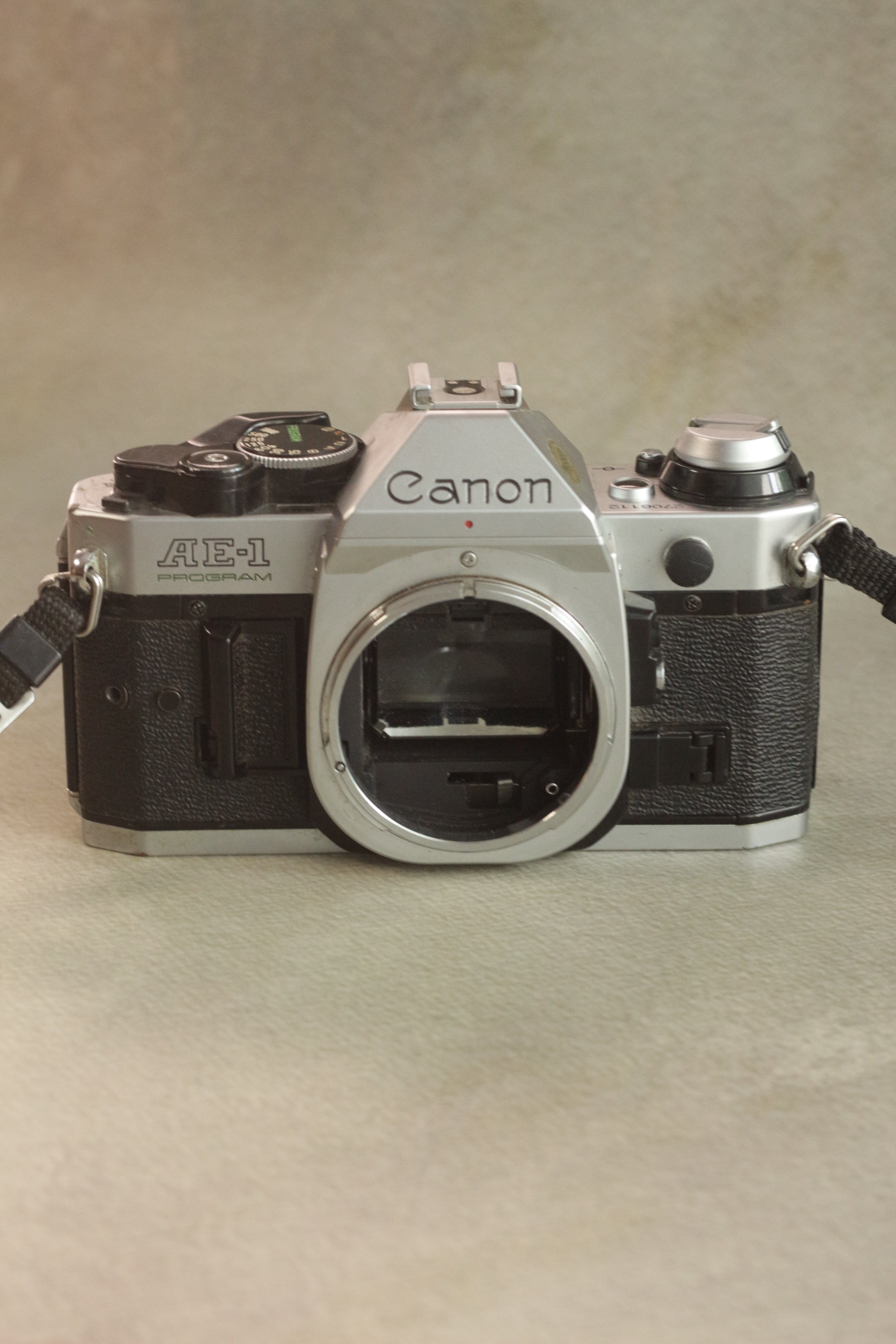Canon AE-1 Program + 3 FD Lenses Kit