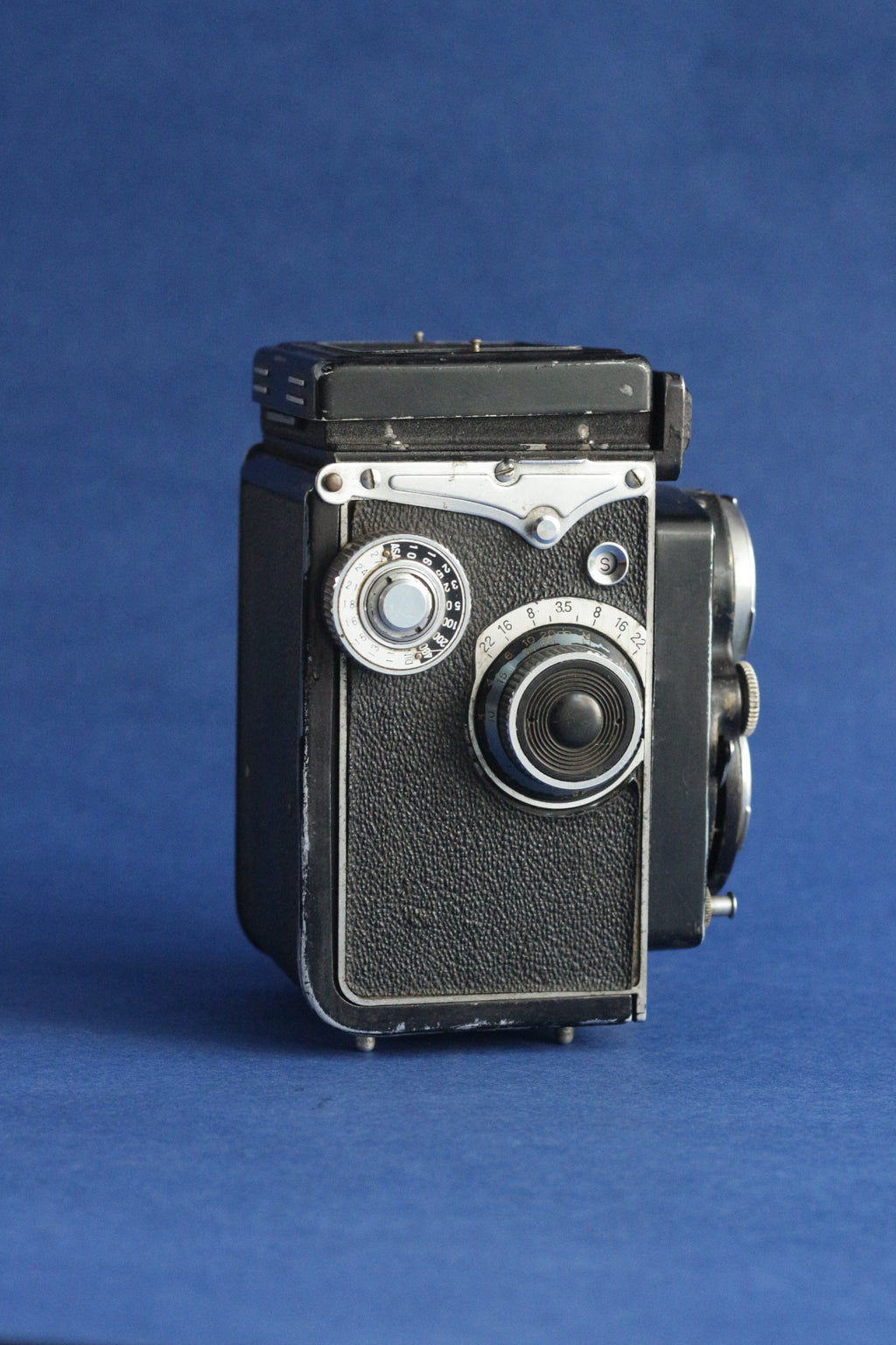 Yashica 635