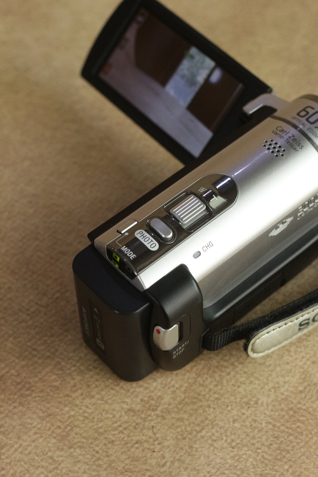 Sony Handycam DCR-SX 63