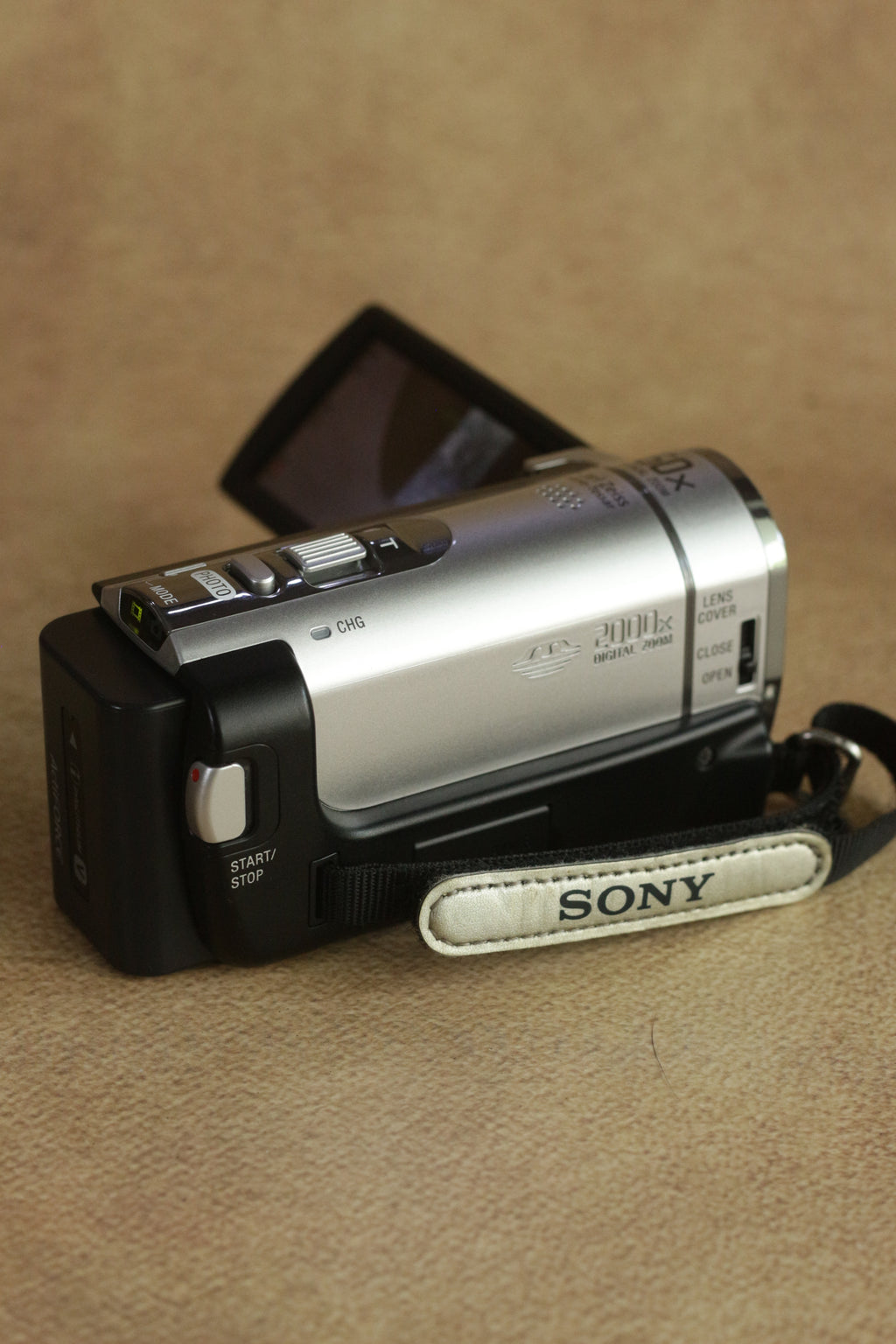Sony Handycam DCR-SX 63