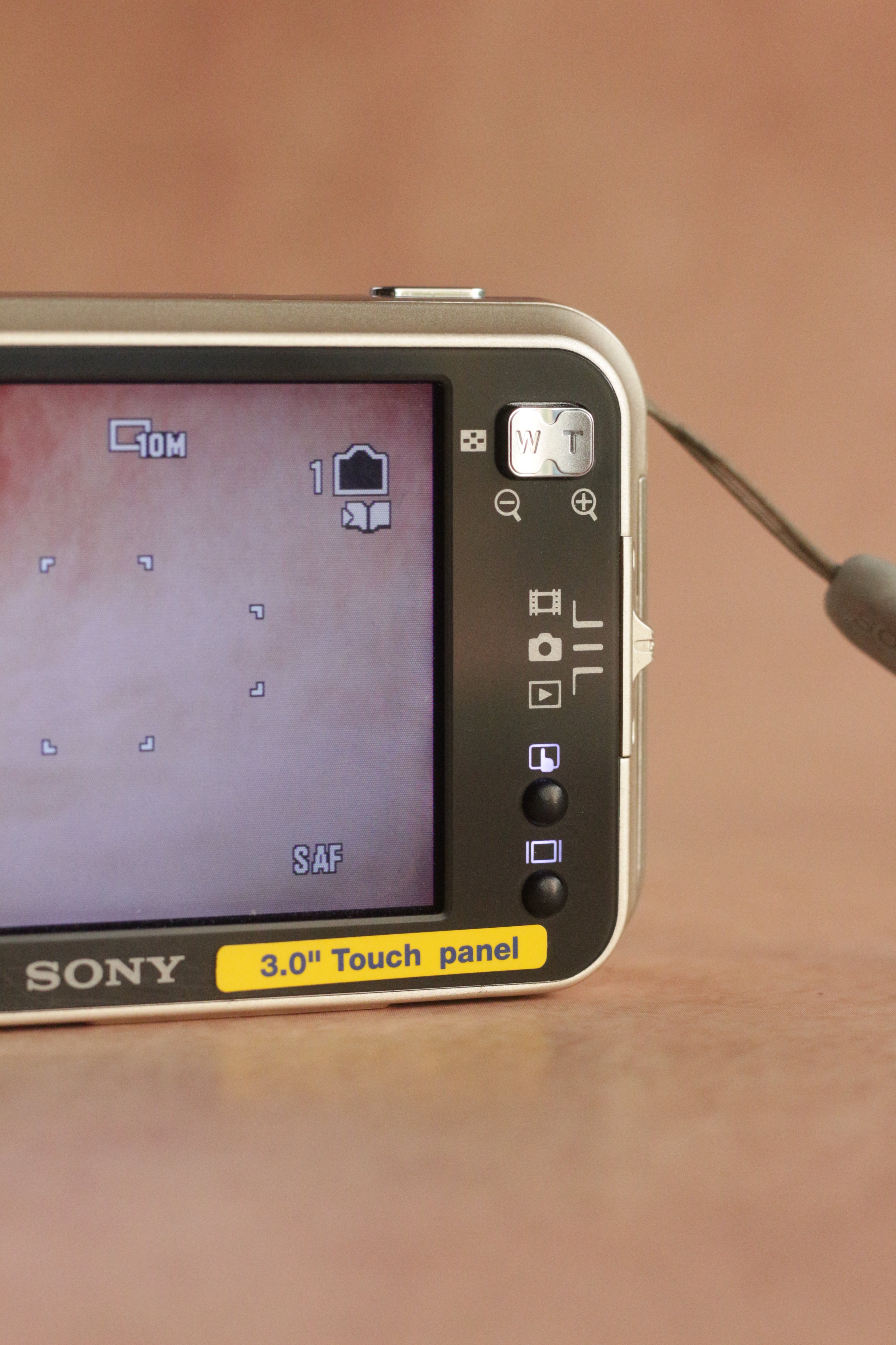Sony Cyber-shot DSC-N2 + original box