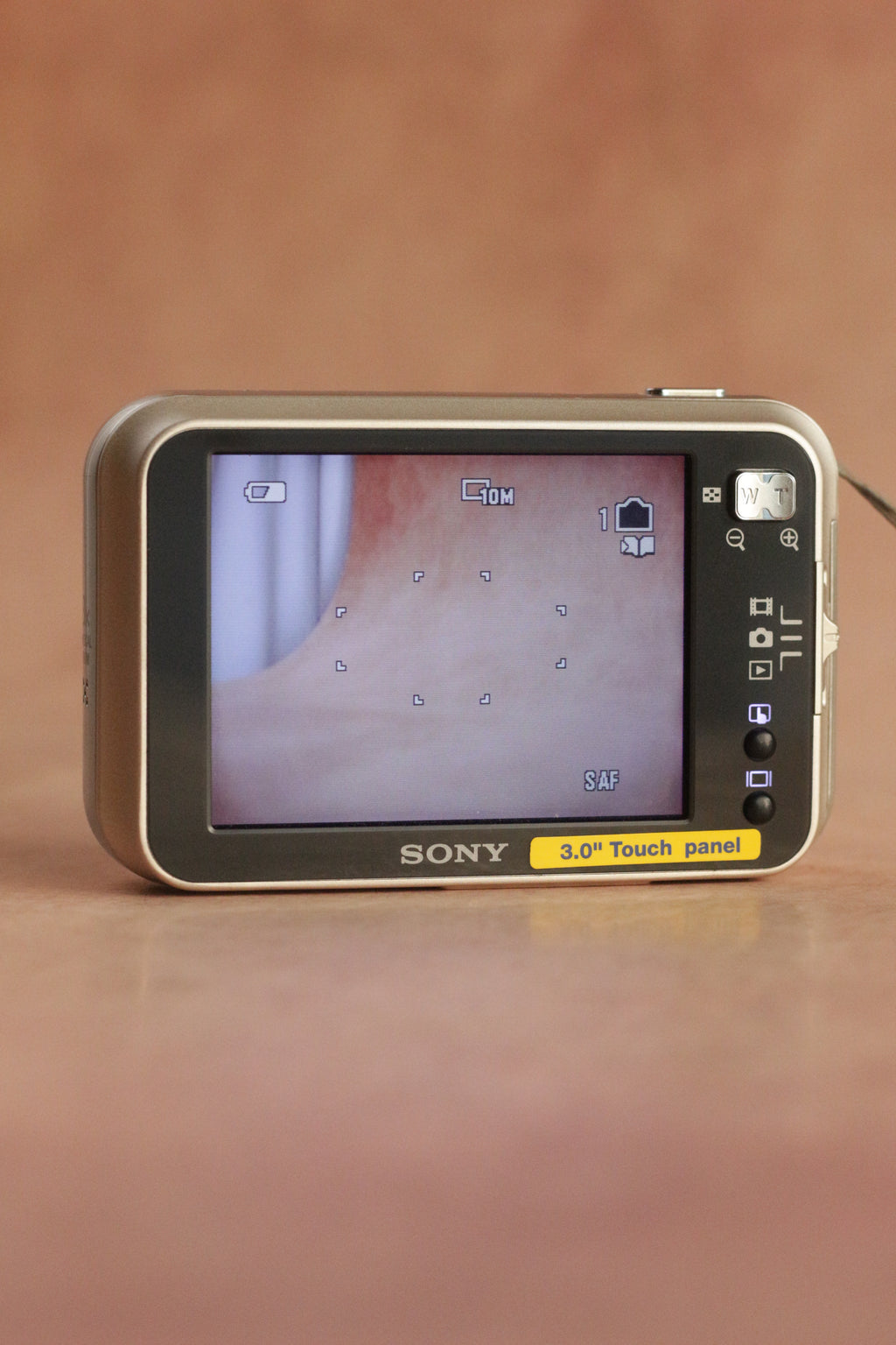 Sony Cyber-shot DSC-N2 + original box