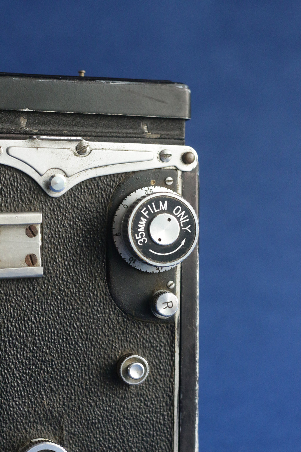 Yashica 635