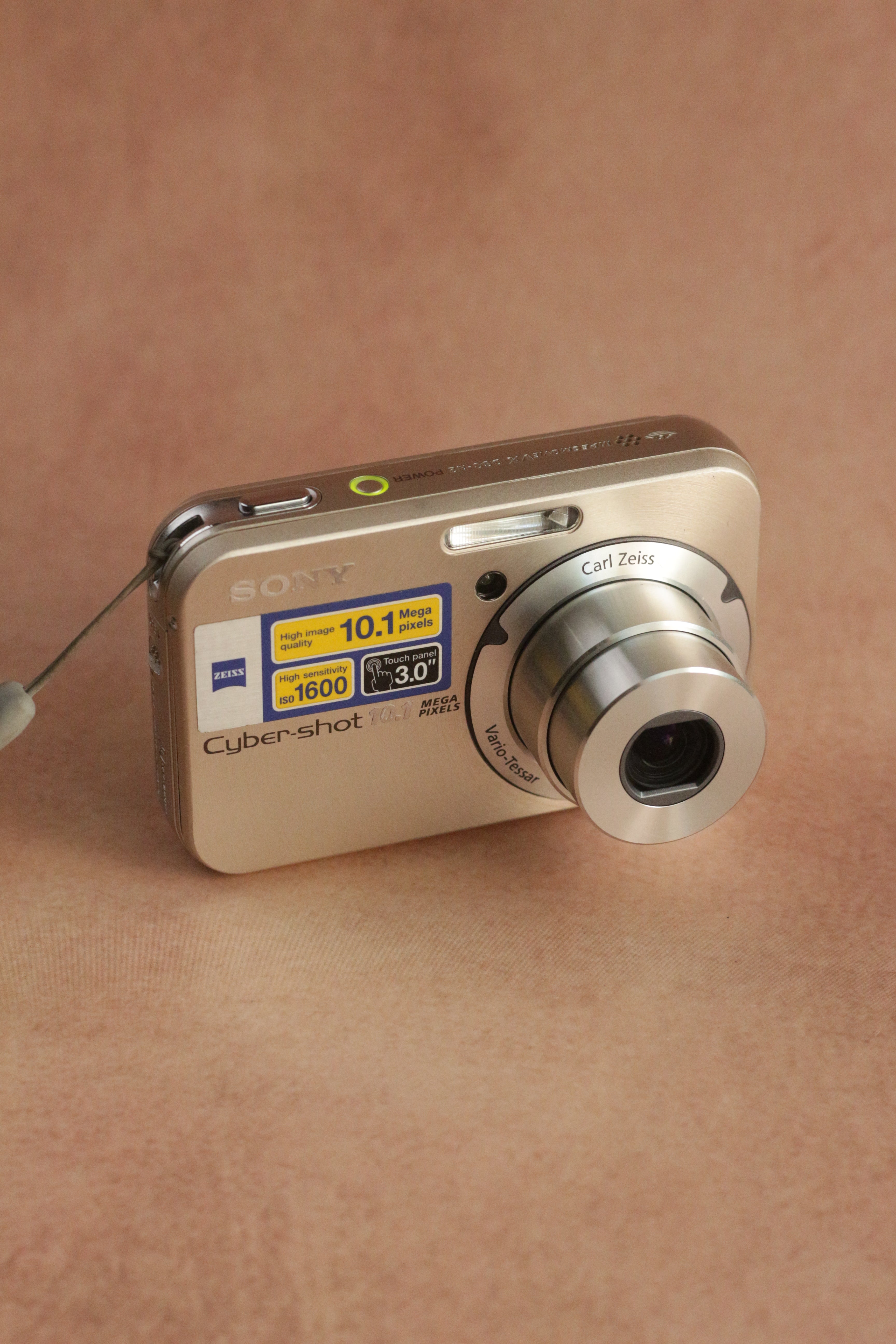 Sony Cyber-shot DSC-N2 + original box