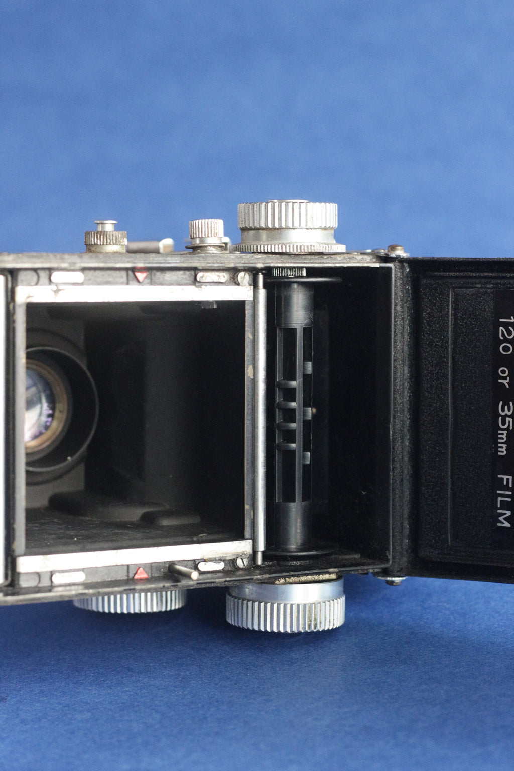 Yashica 635