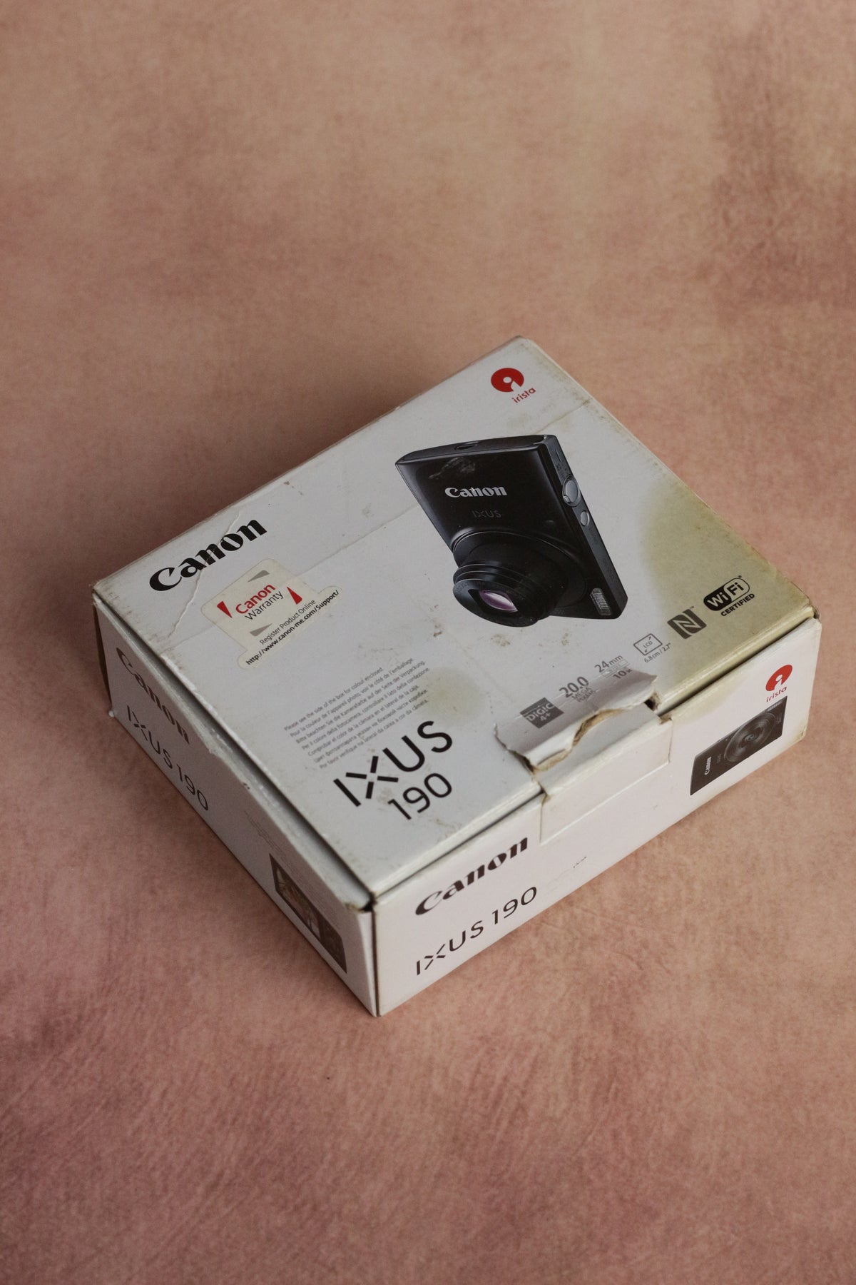 Canon IXUS 190 + original box