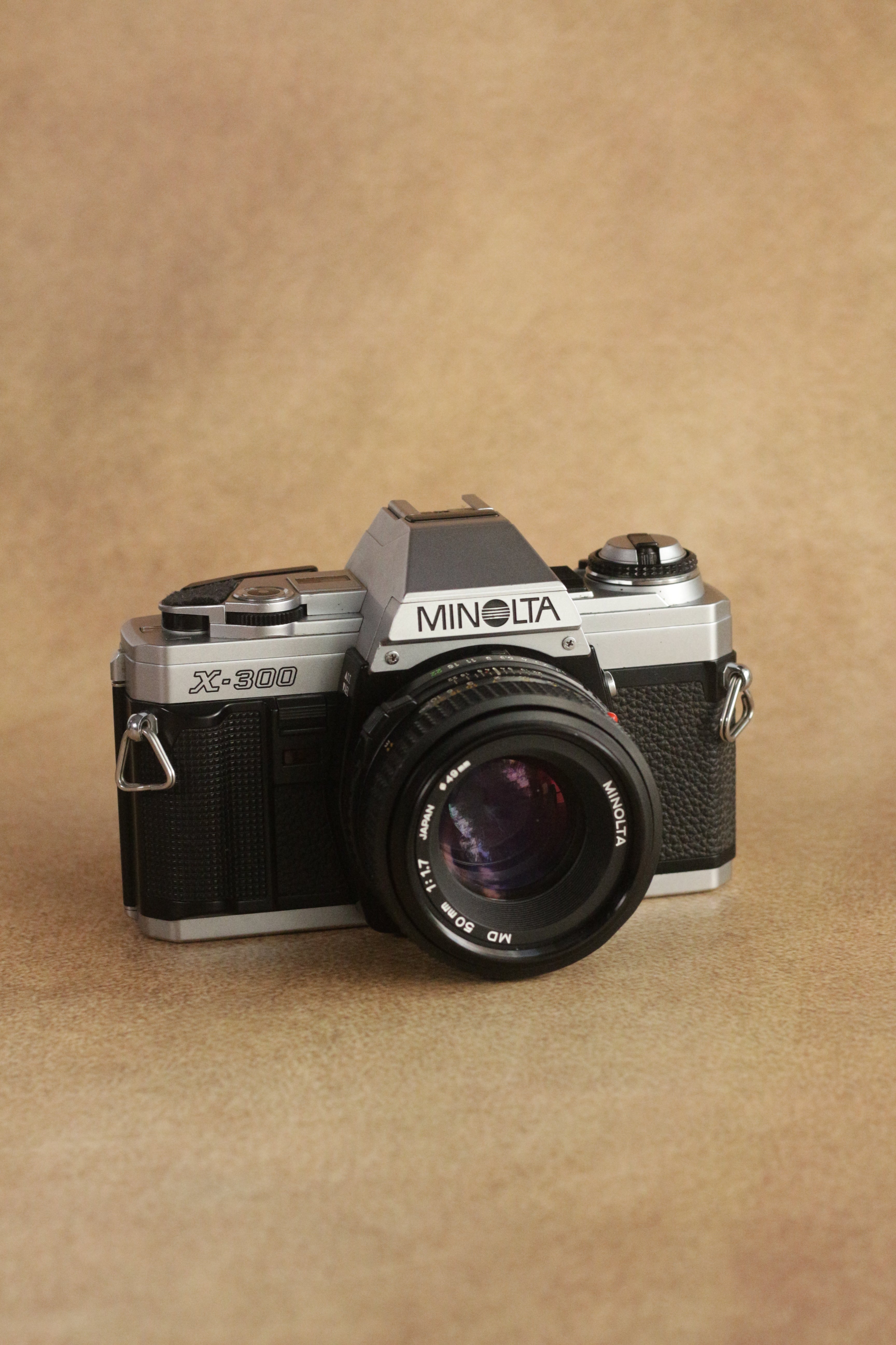 Minolta X-300 + Minolta MD 50mm F1.7