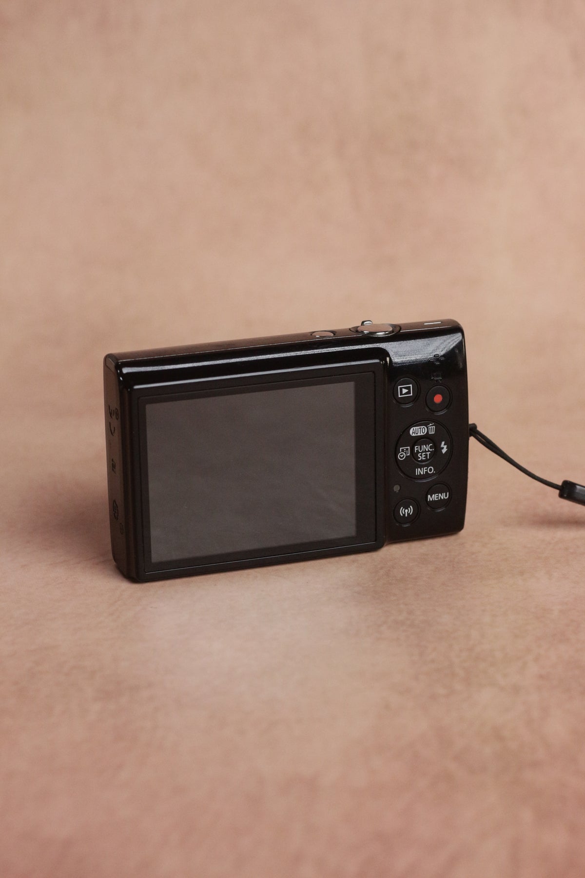 Canon IXUS 190 + original box