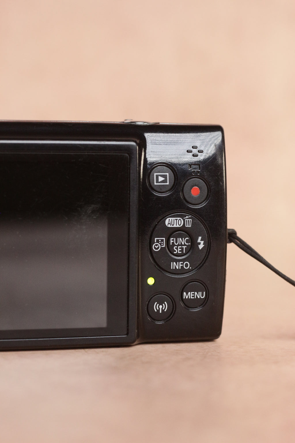 Canon IXUS 190 + original box