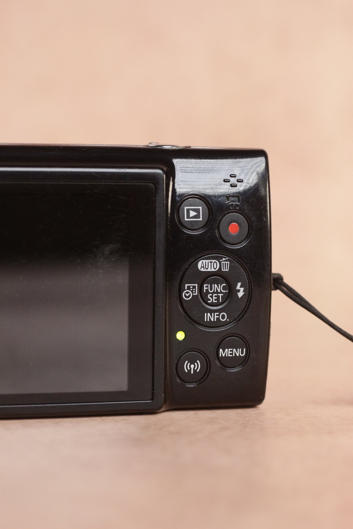Canon IXUS 190 + original box