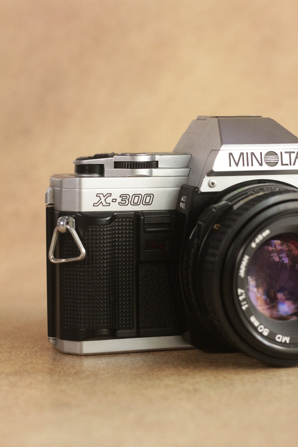 Minolta X-300 + Minolta MD 50mm F1.7