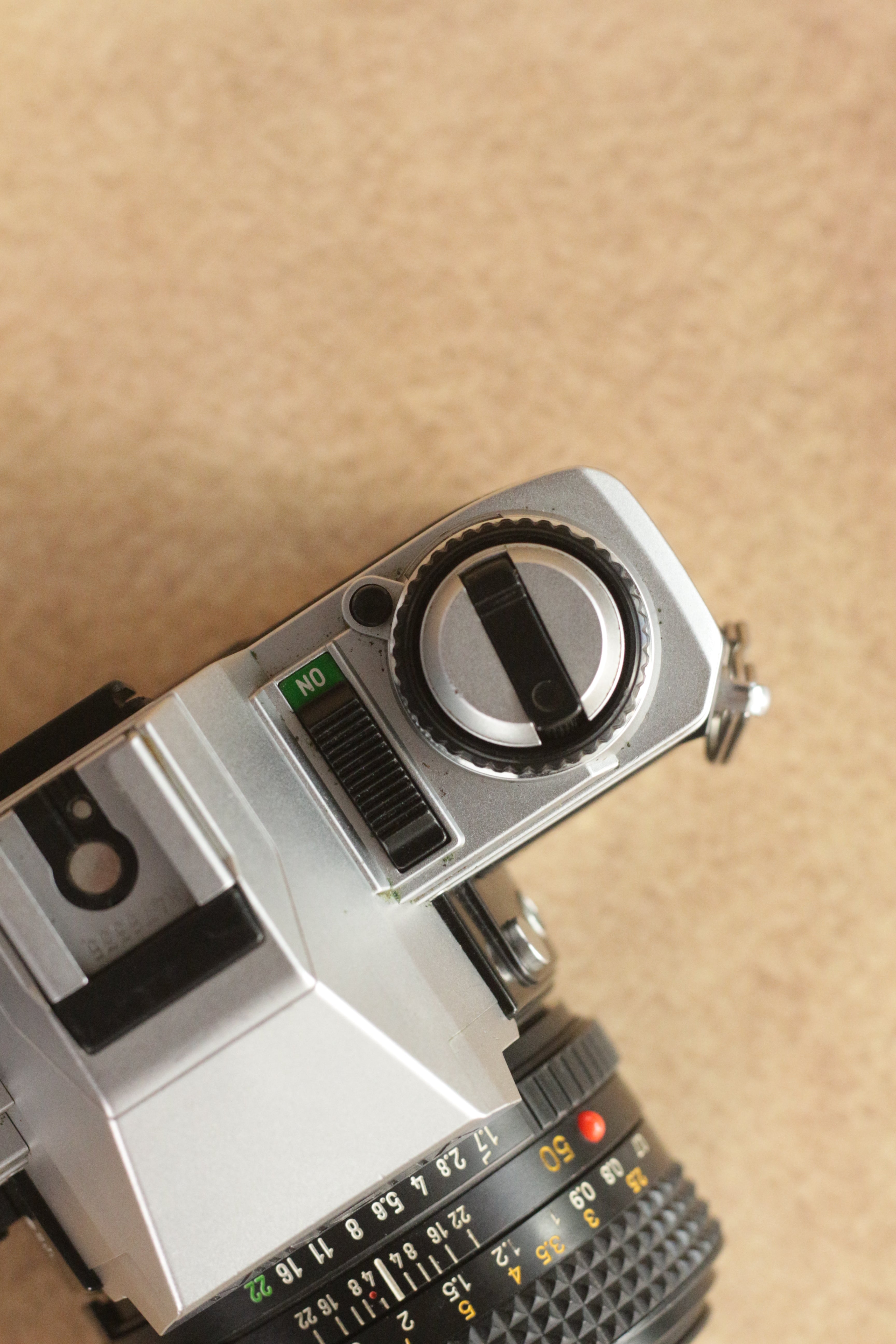 Minolta X-300 + Minolta MD 50mm F1.7