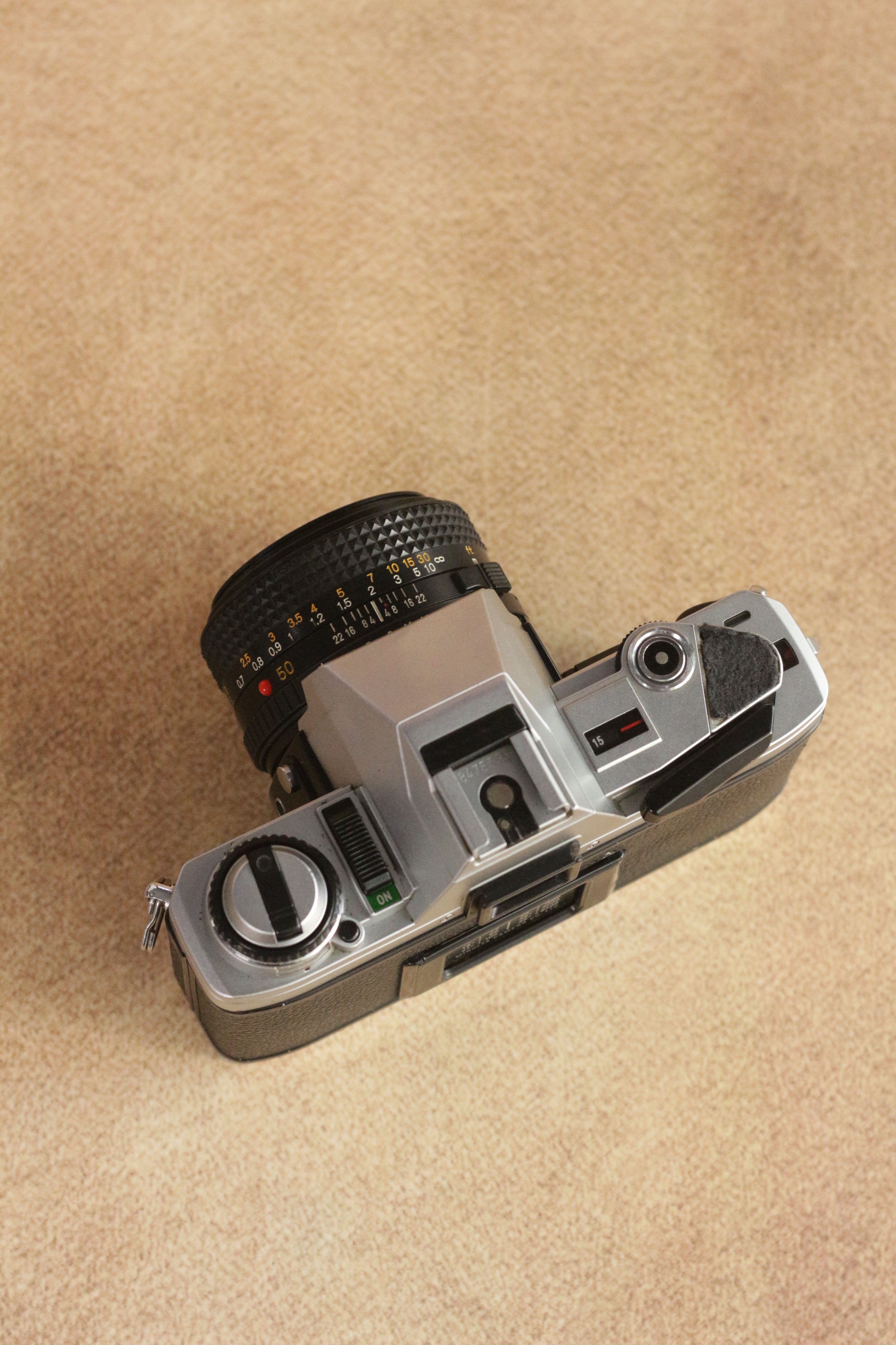 Minolta X-300 + Minolta MD 50mm F1.7