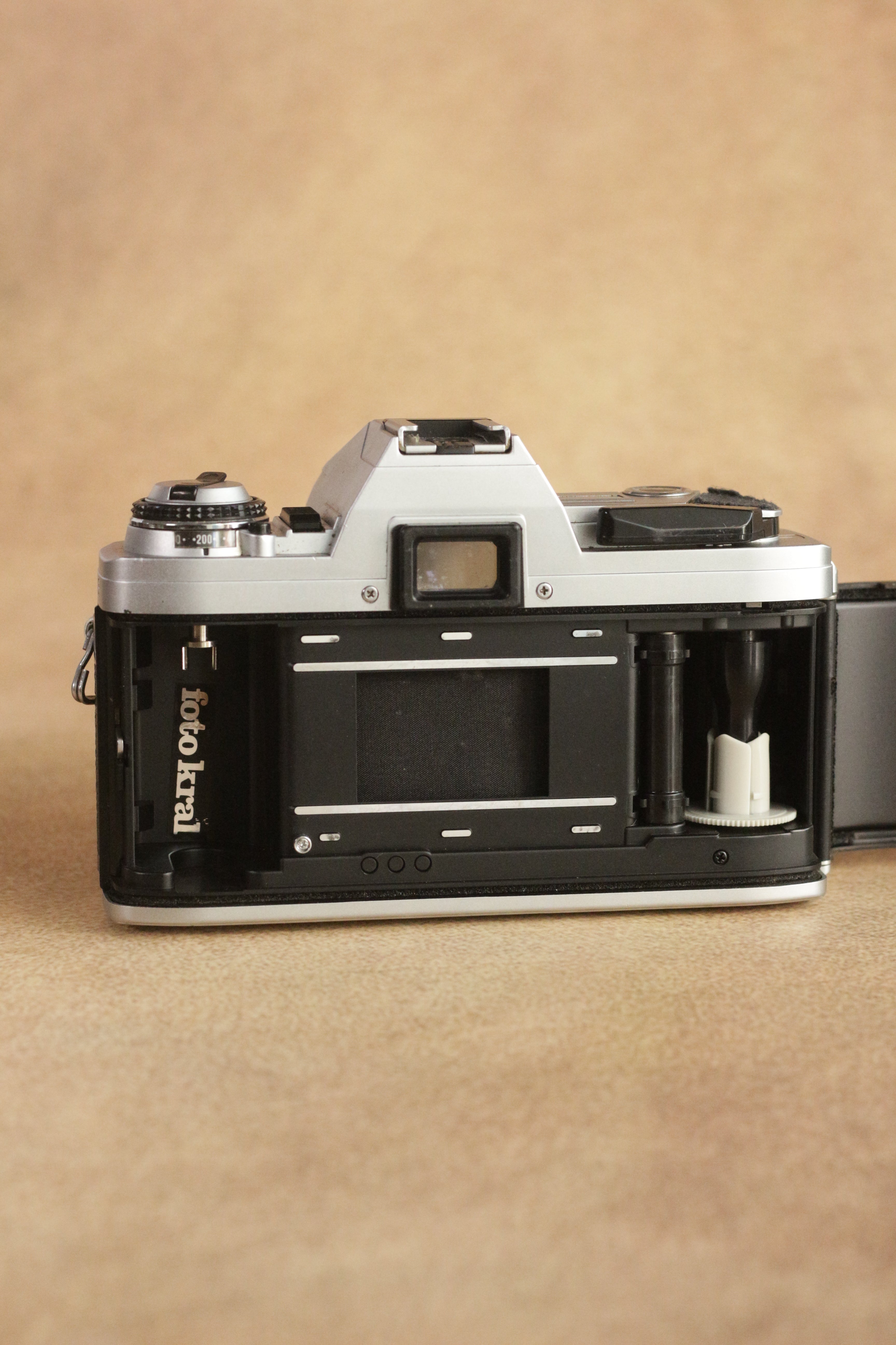 Minolta X-300 + Minolta MD 50mm F1.7